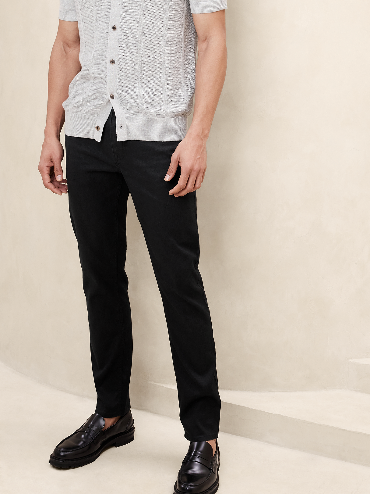Slim Linen-Cotton Traveler Pant - Black