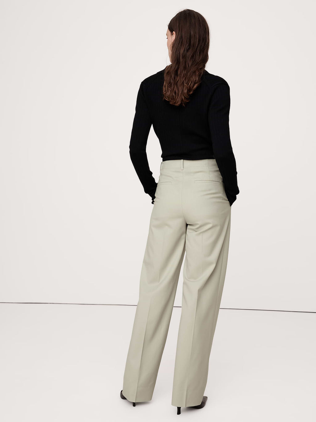 Ultra High-Rise Modern Straight Italian Lightweight Wool Pant - Hazy Sage Green