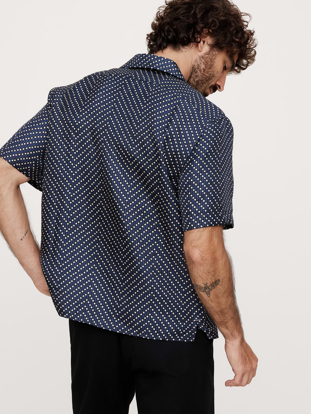 Standard-Fit Silk Resort Shirt - Blue Print