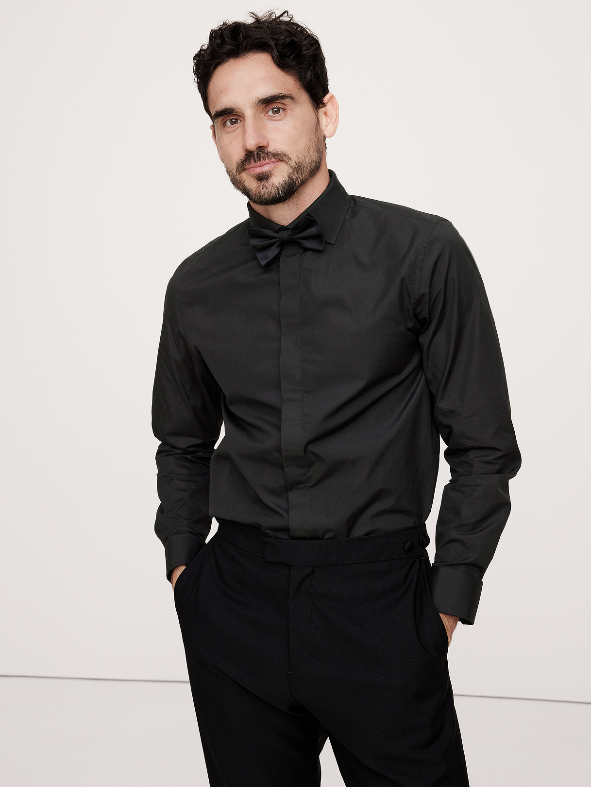 Slim-Fit Cotton Poplin Tuxedo Shirt with Cutaway Collar - Black