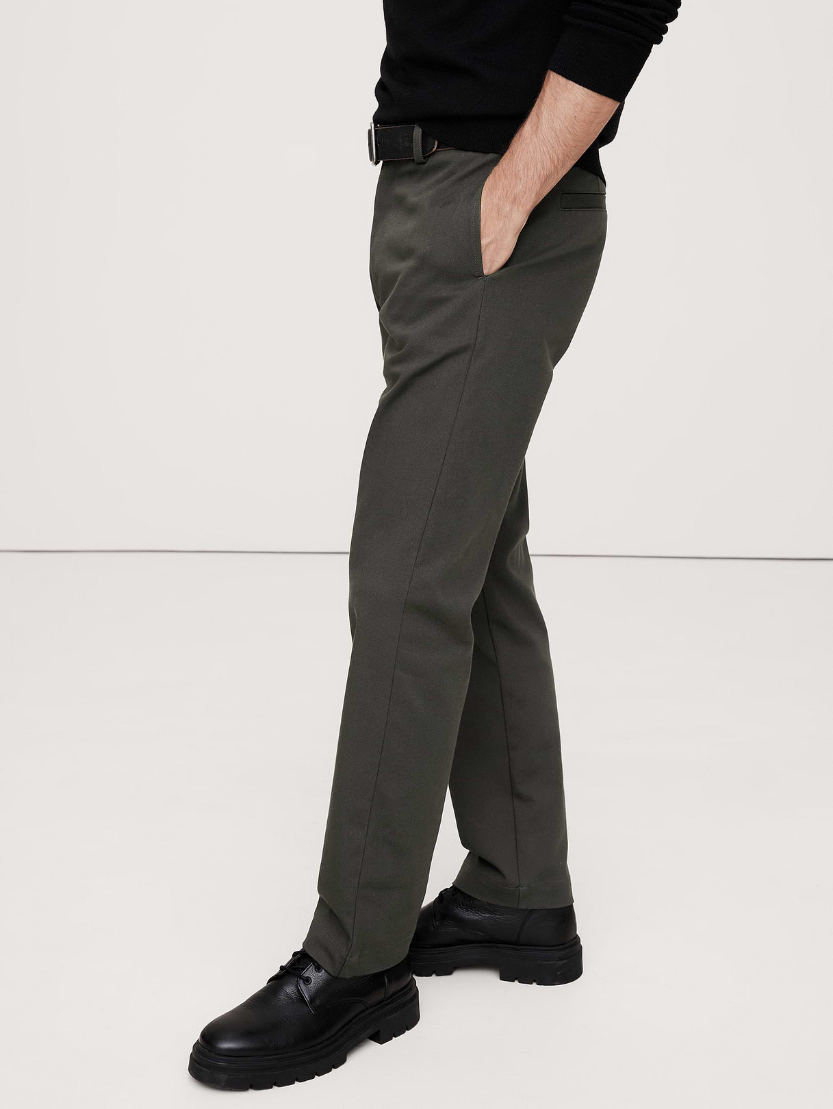 Straight Italian-Stretch Chino - Charcoal Gray