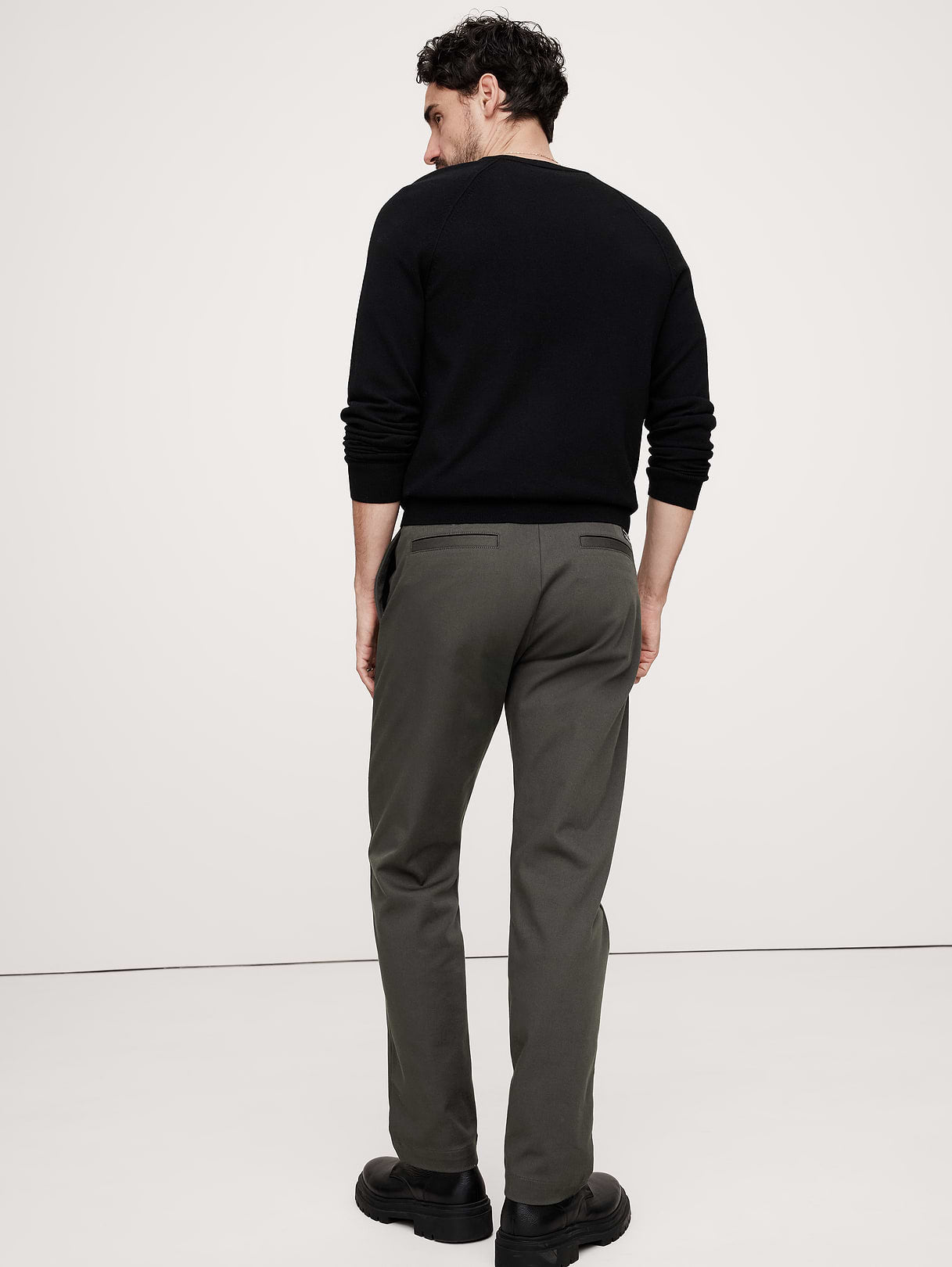 Straight Italian-Stretch Chino - Charcoal Gray