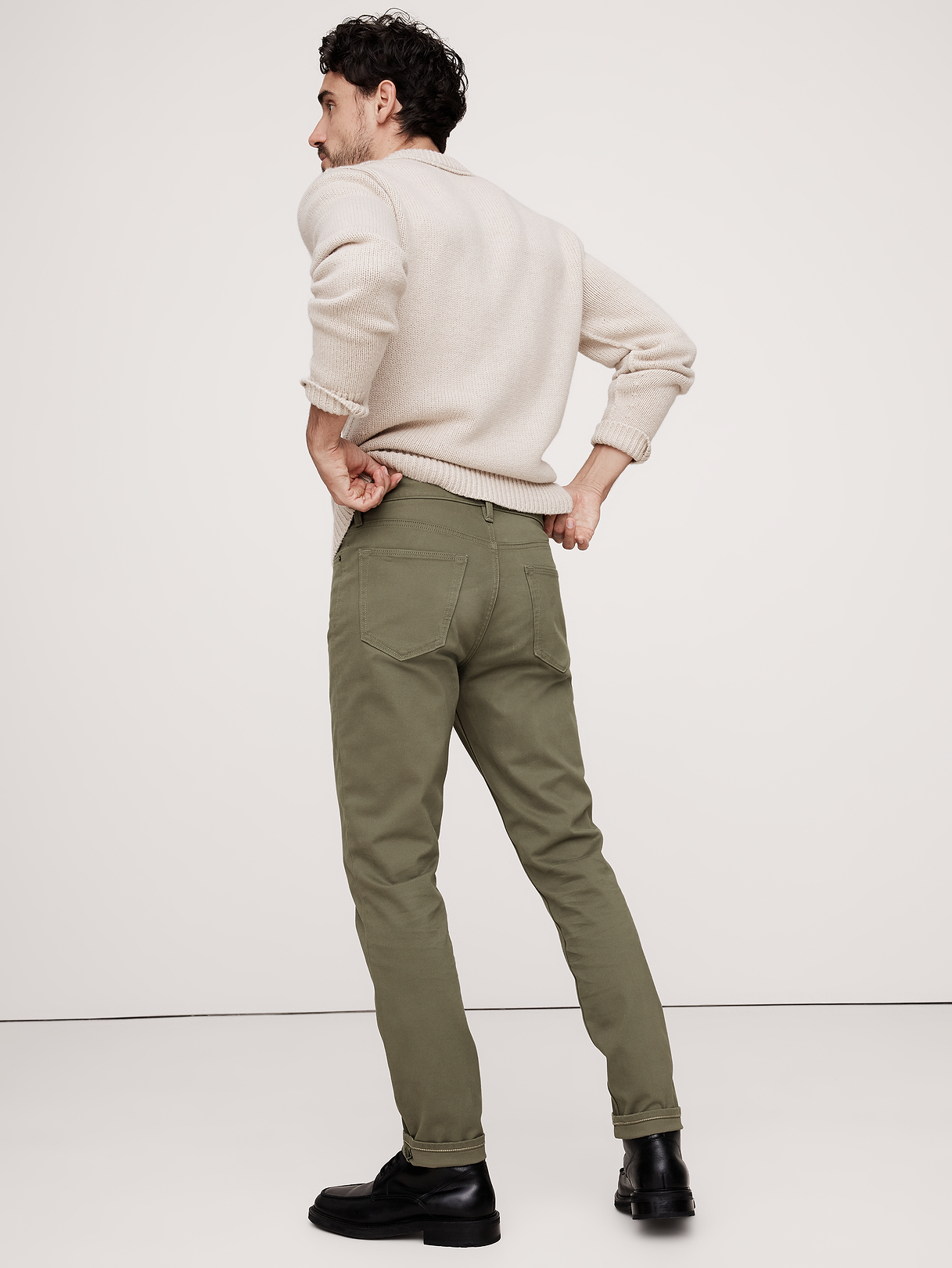 Skinny Traveler Pant 2.0 - Green Olive
