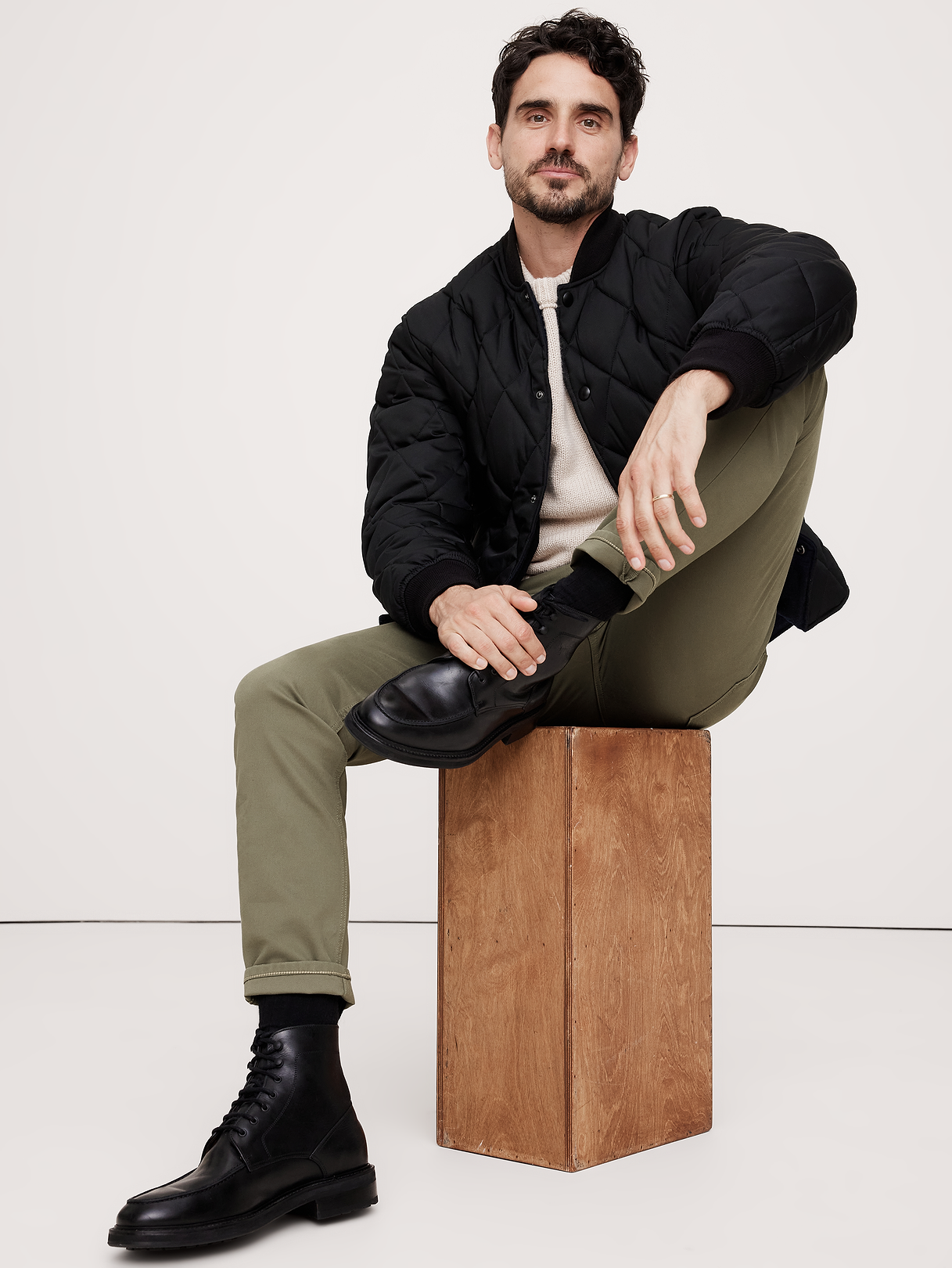 Skinny Traveler Pant 2.0 - Green Olive