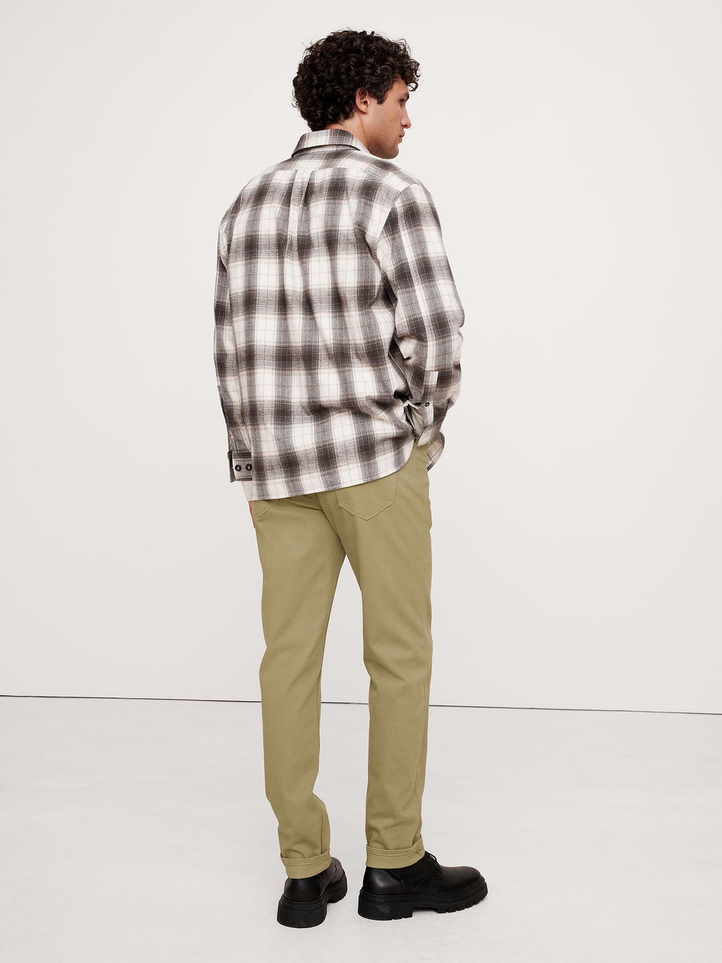 Athletic Traveler Pant - Light Olive Green