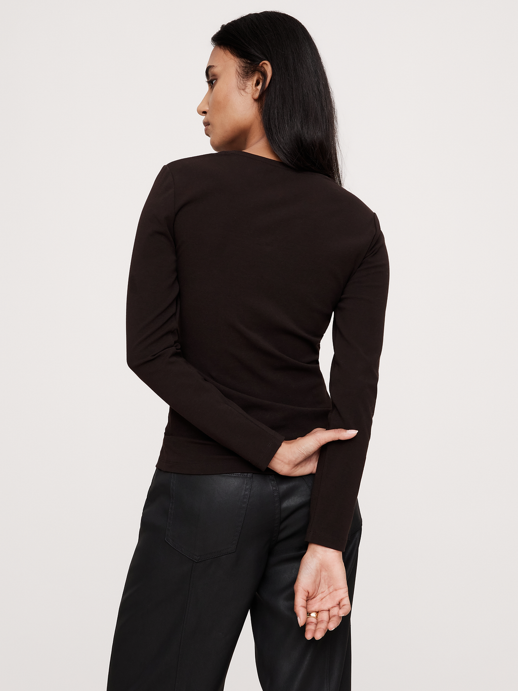 Refined Crew-Neck T-Shirt - Chocolate Ganache Brown