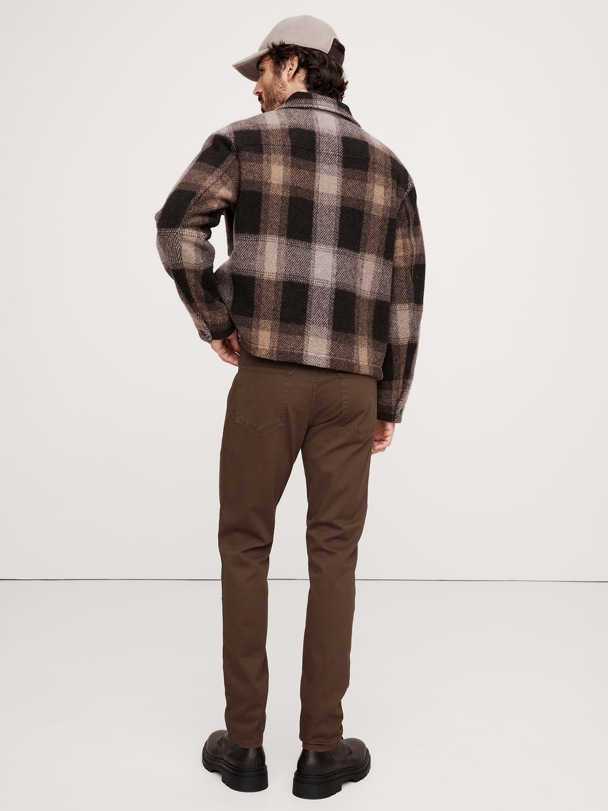 Skinny Traveler Pant - Chocolate Brown