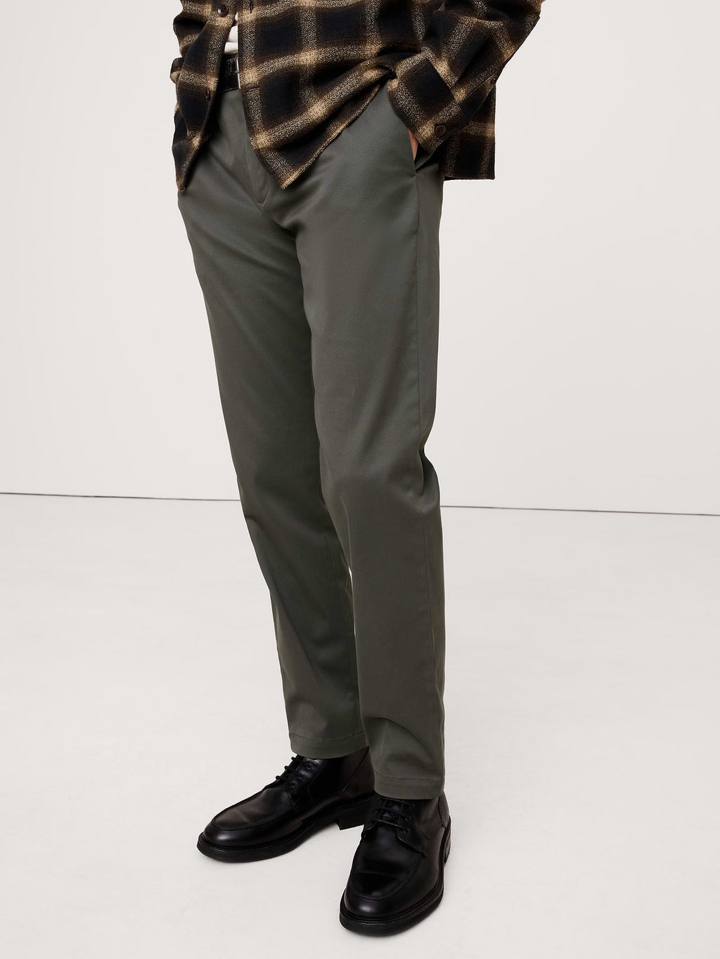 Athletic Rapid Movement Chino - Anthracite Gray