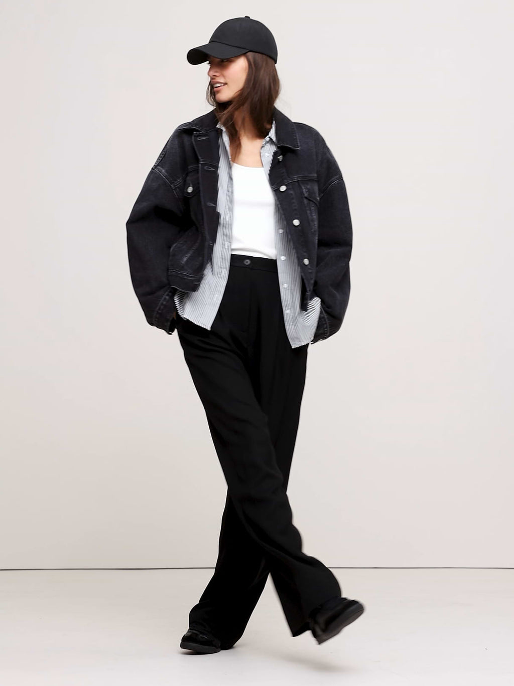 The Soho Wide-Leg Pant in Drapey Twill - Black