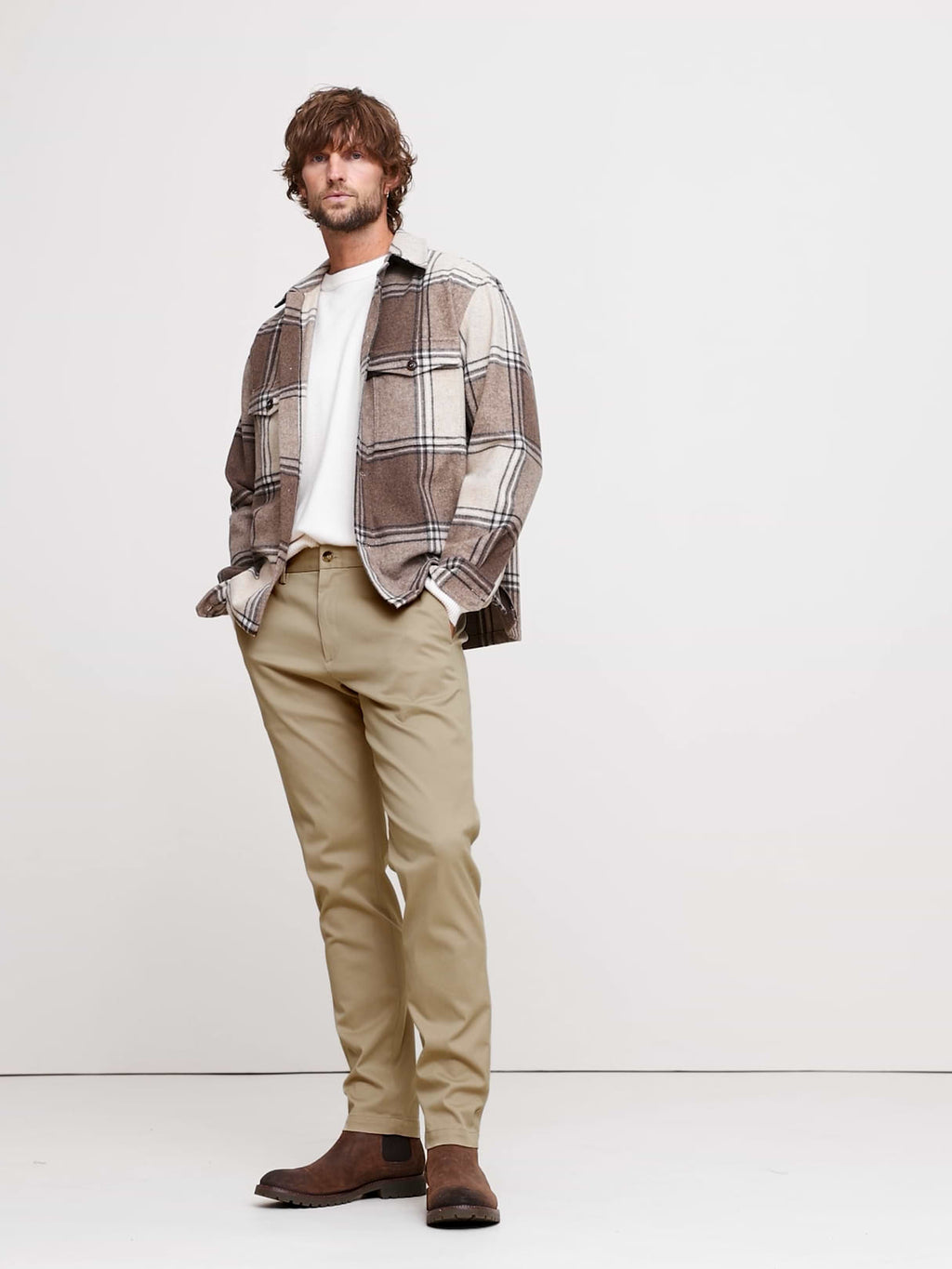 Slim Rapid Movement Chino - Khaki Beige