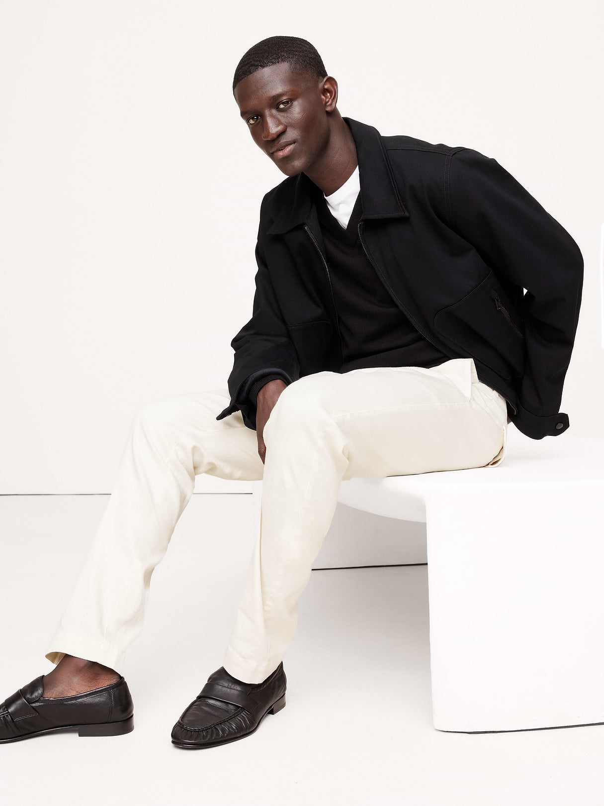 Athletic Slim Linen-Cotton Chino - White