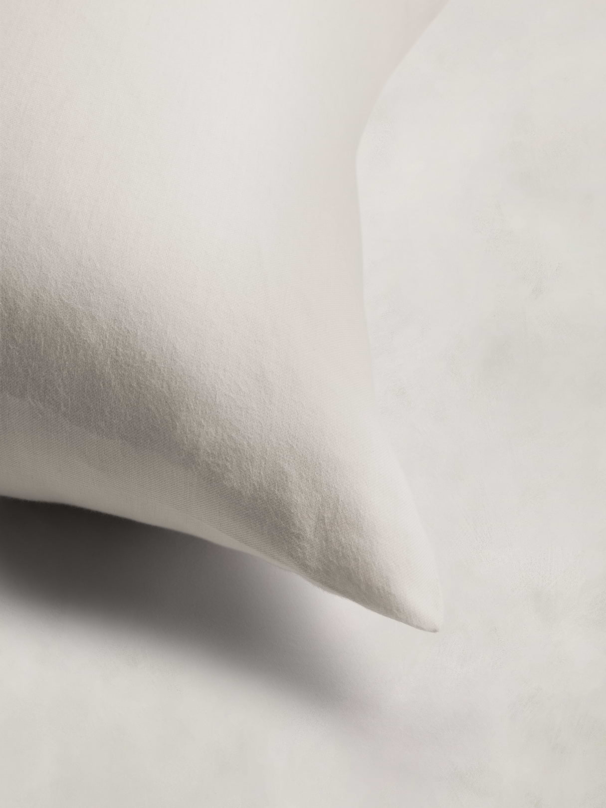 Cotton-Cashmere-Silk Sham Set - White