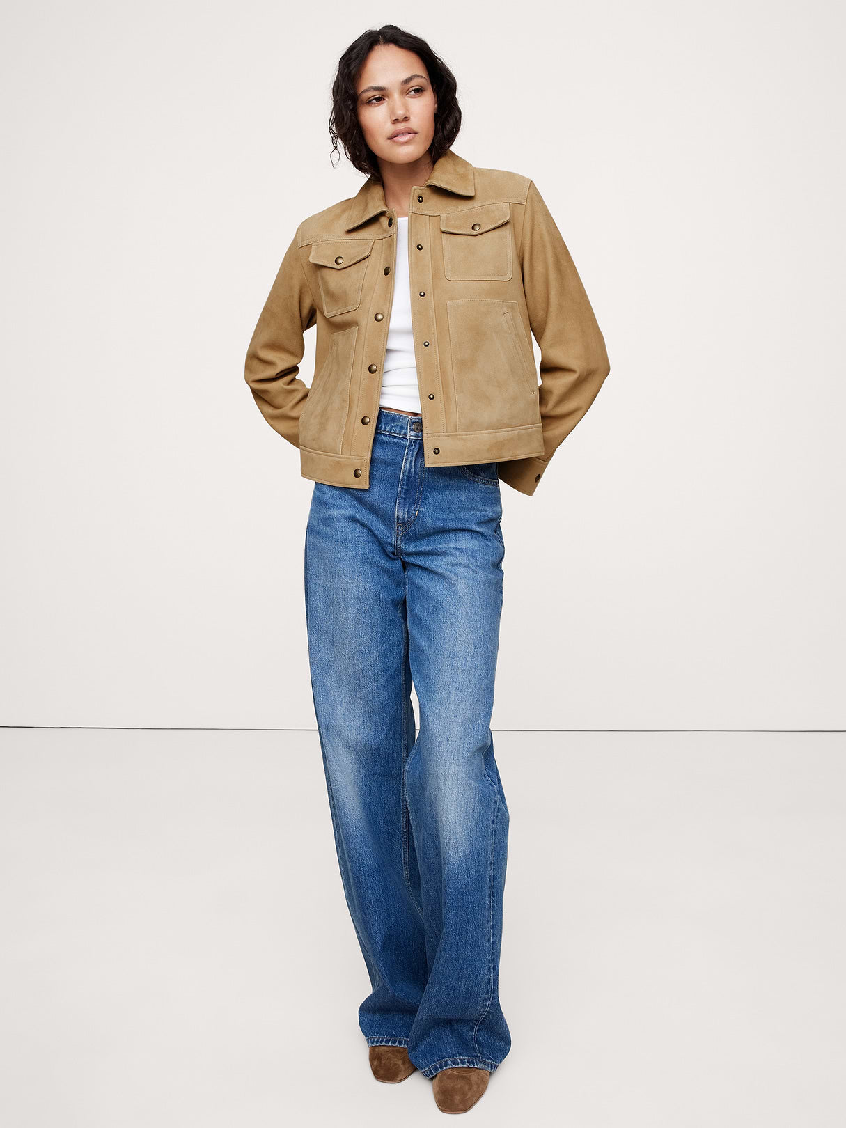 Relaxed Suede Trucker Jacket - Tan