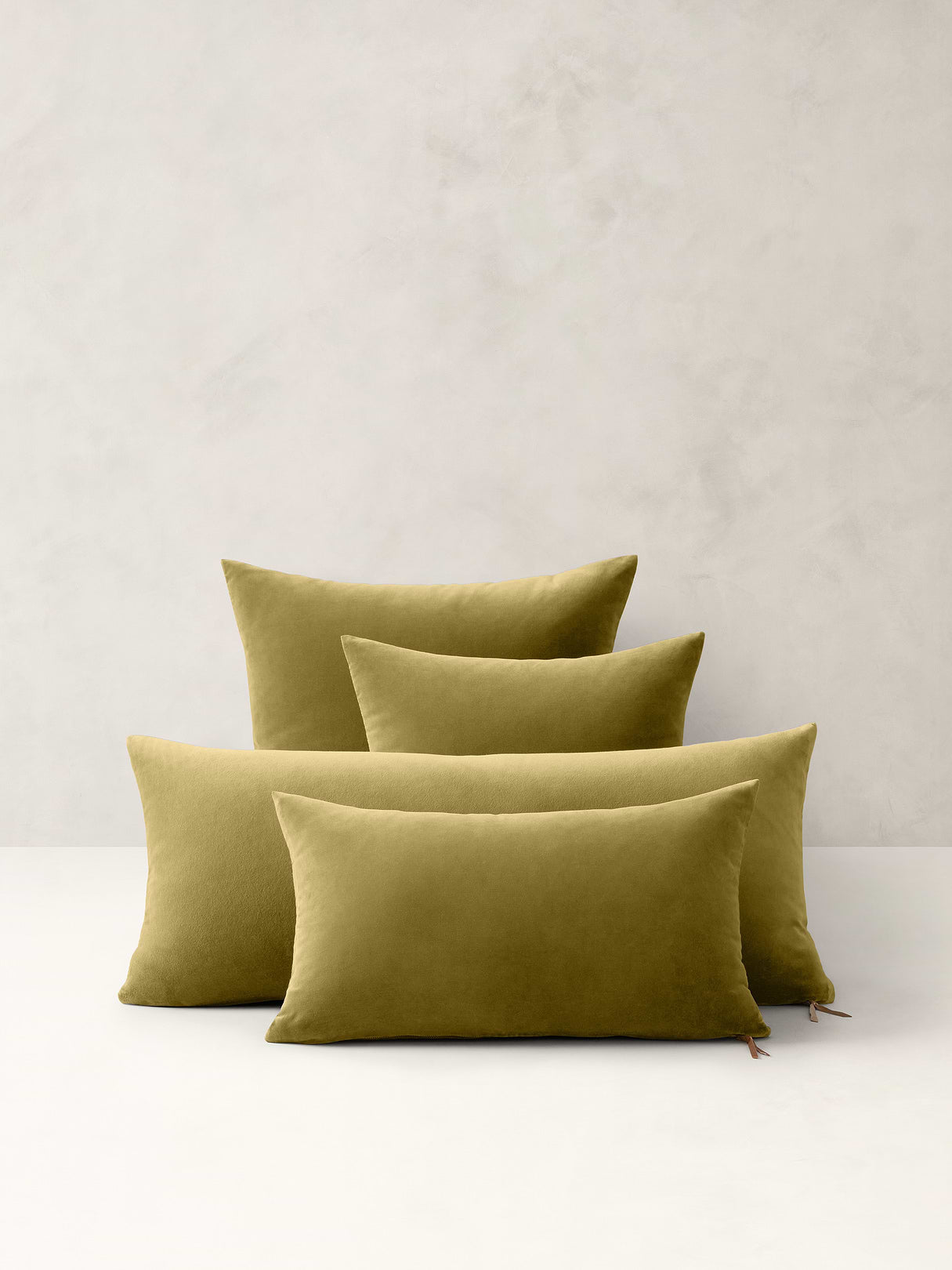 Timeless Velvet Pillow - Olive Green