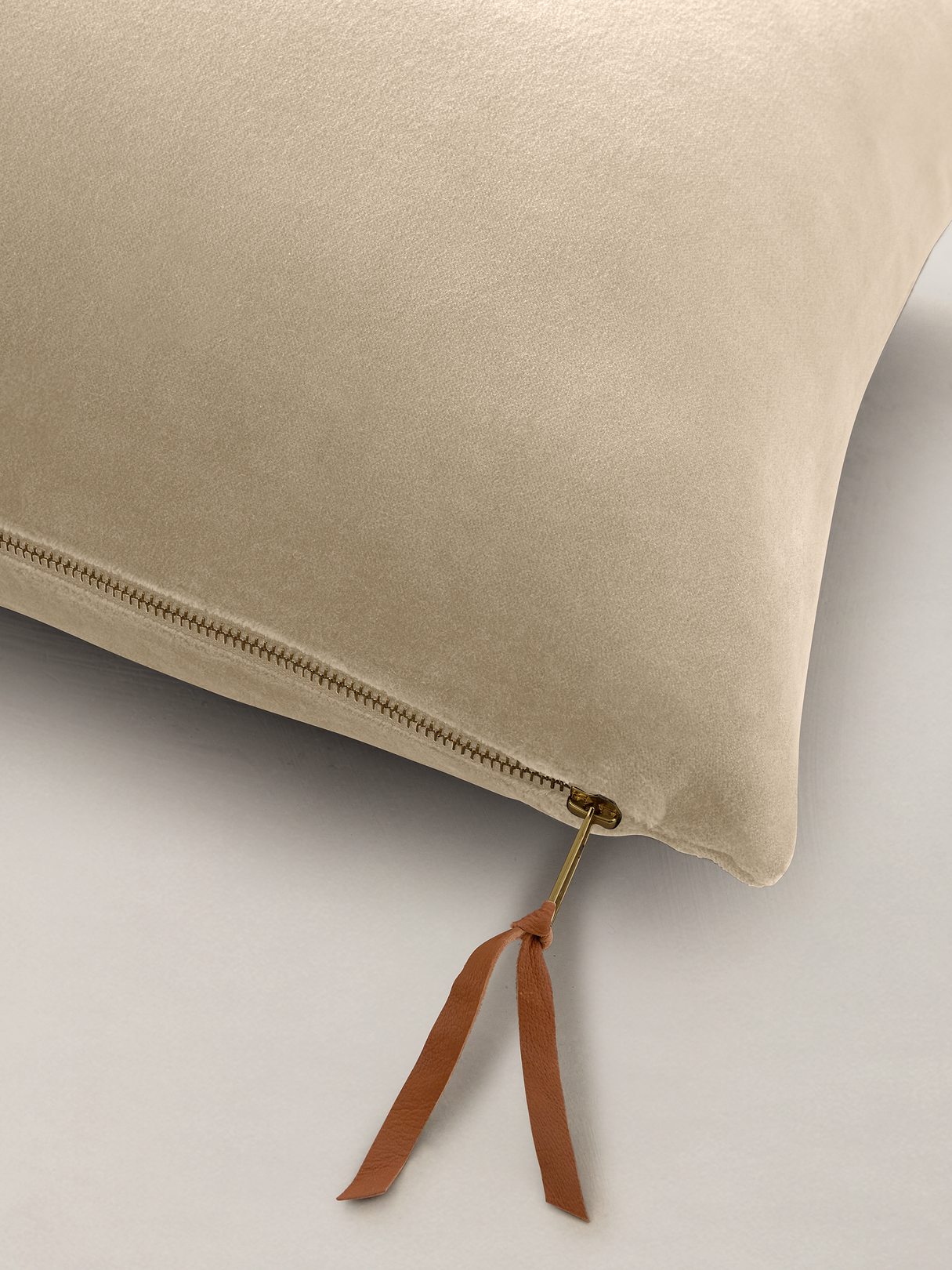 Timeless Velvet Pillow - Oyster Off-White