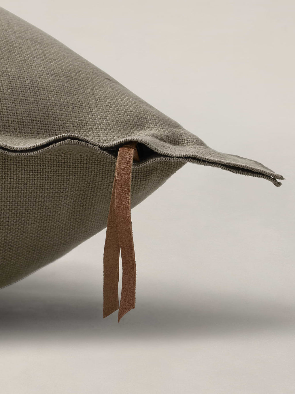 European Linen Pillow - Truffle