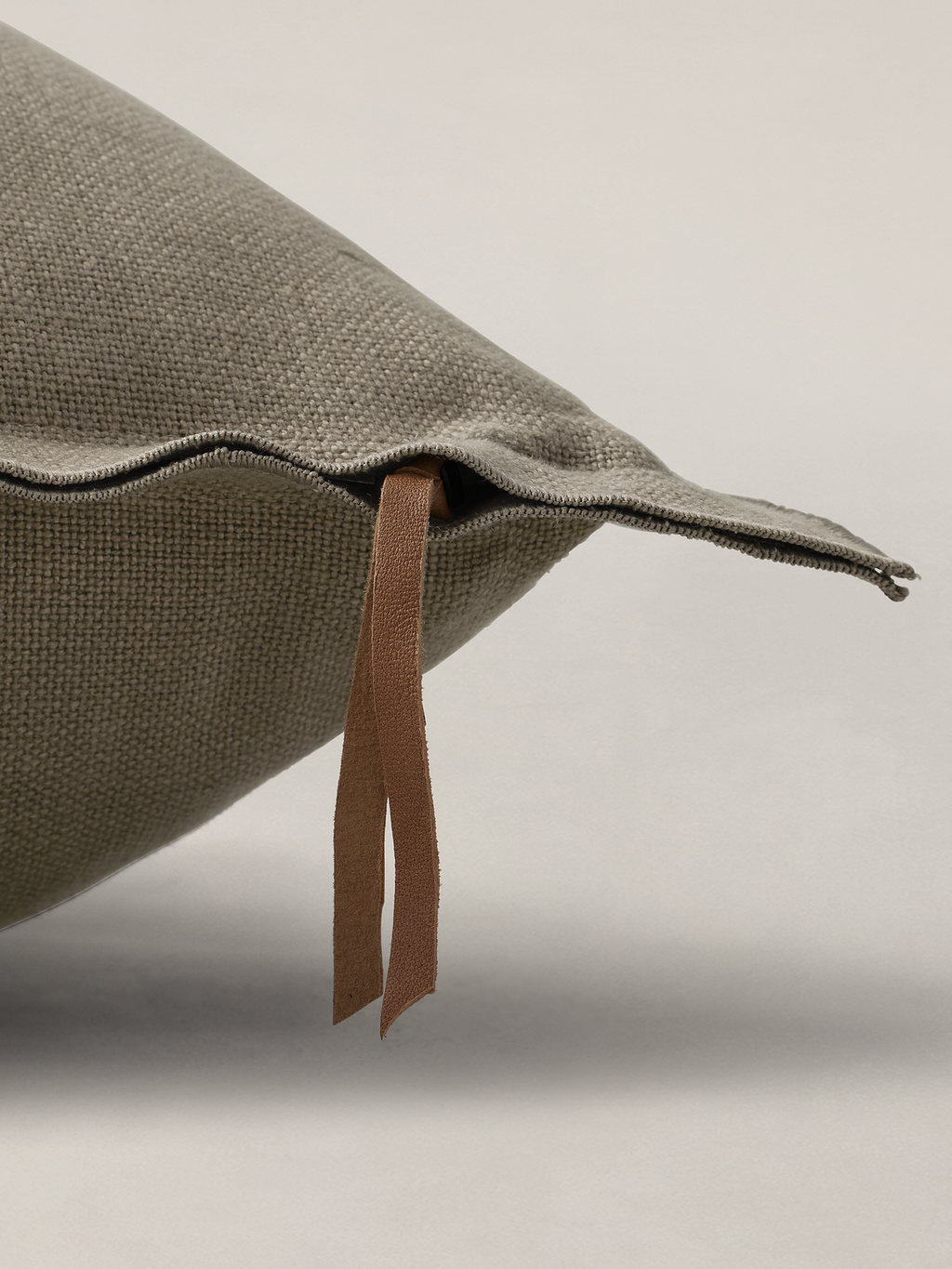 European Linen Pillow - Truffle