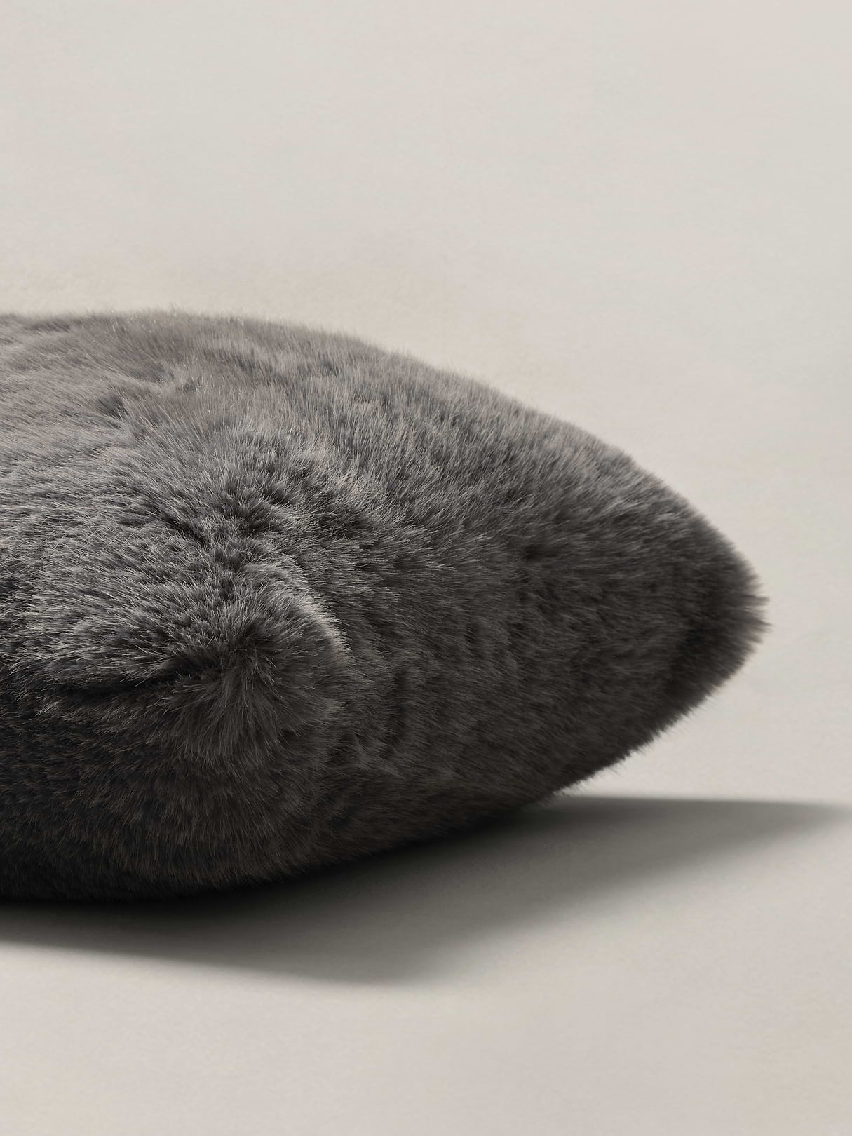 Kodiak Faux Fur Pillow - Thunder