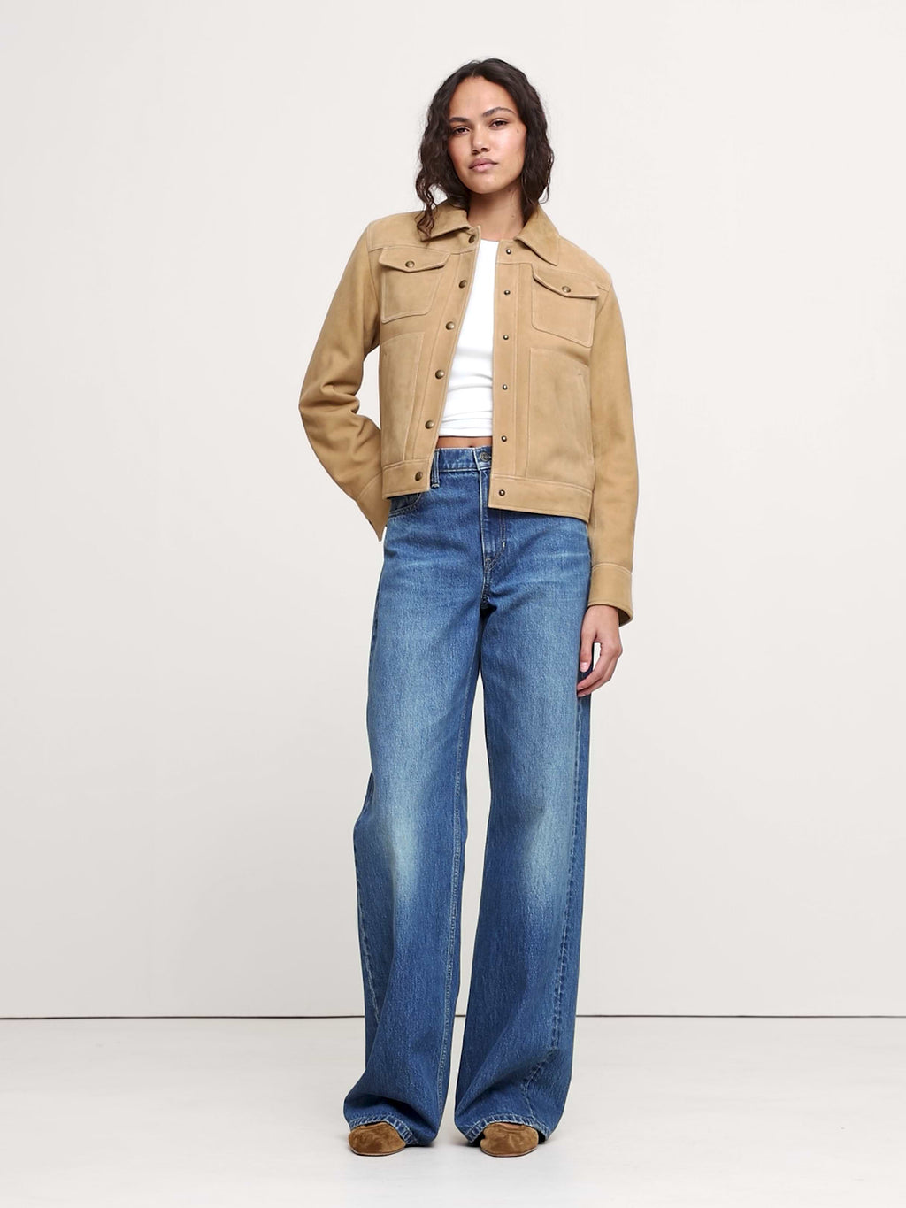 Relaxed Suede Trucker Jacket - Tan