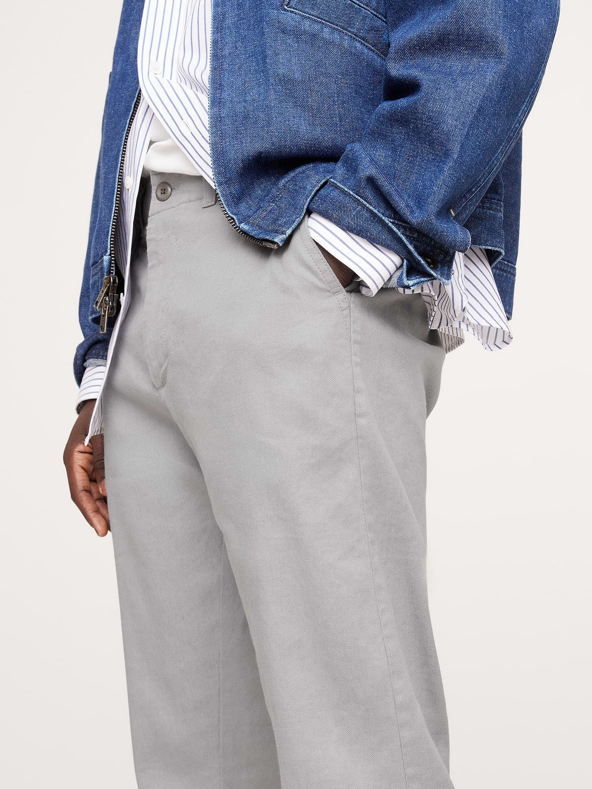 Athletic Slim Linen-Cotton Chino - Light Gray