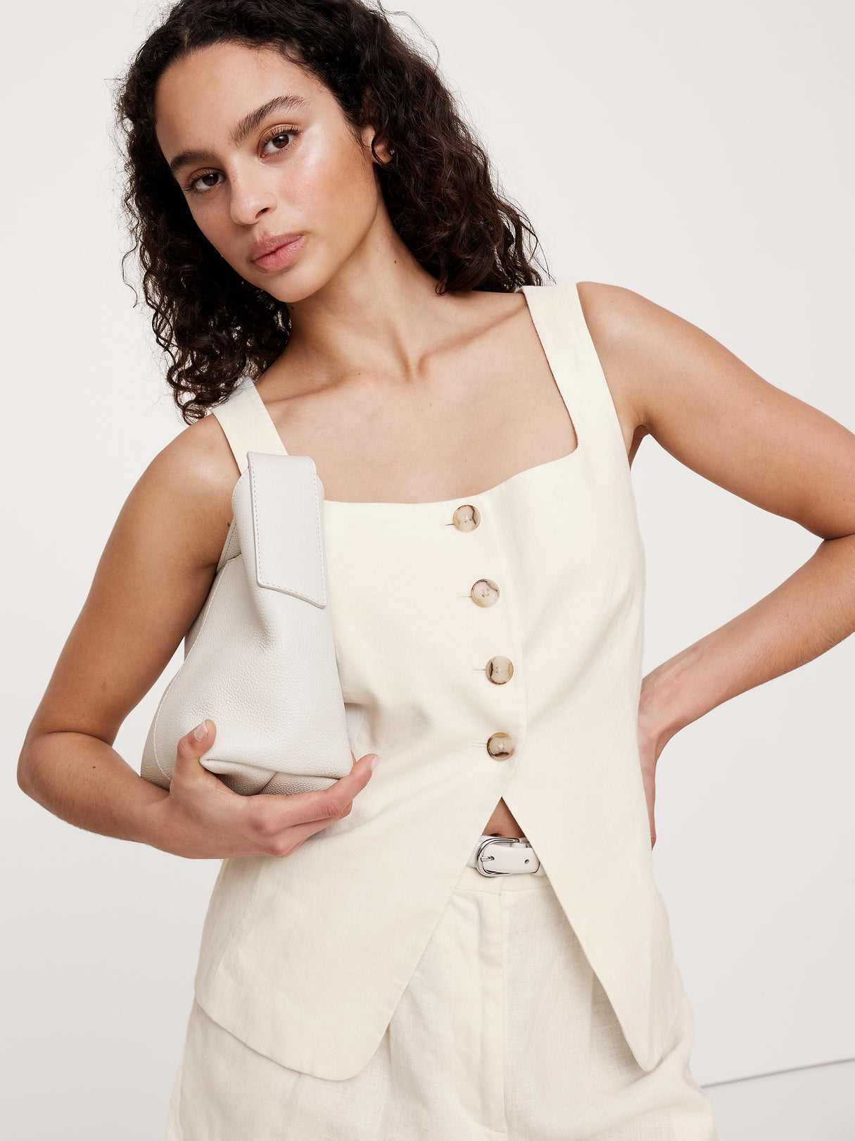 Linen Square-Neck Long Vest - Cream White