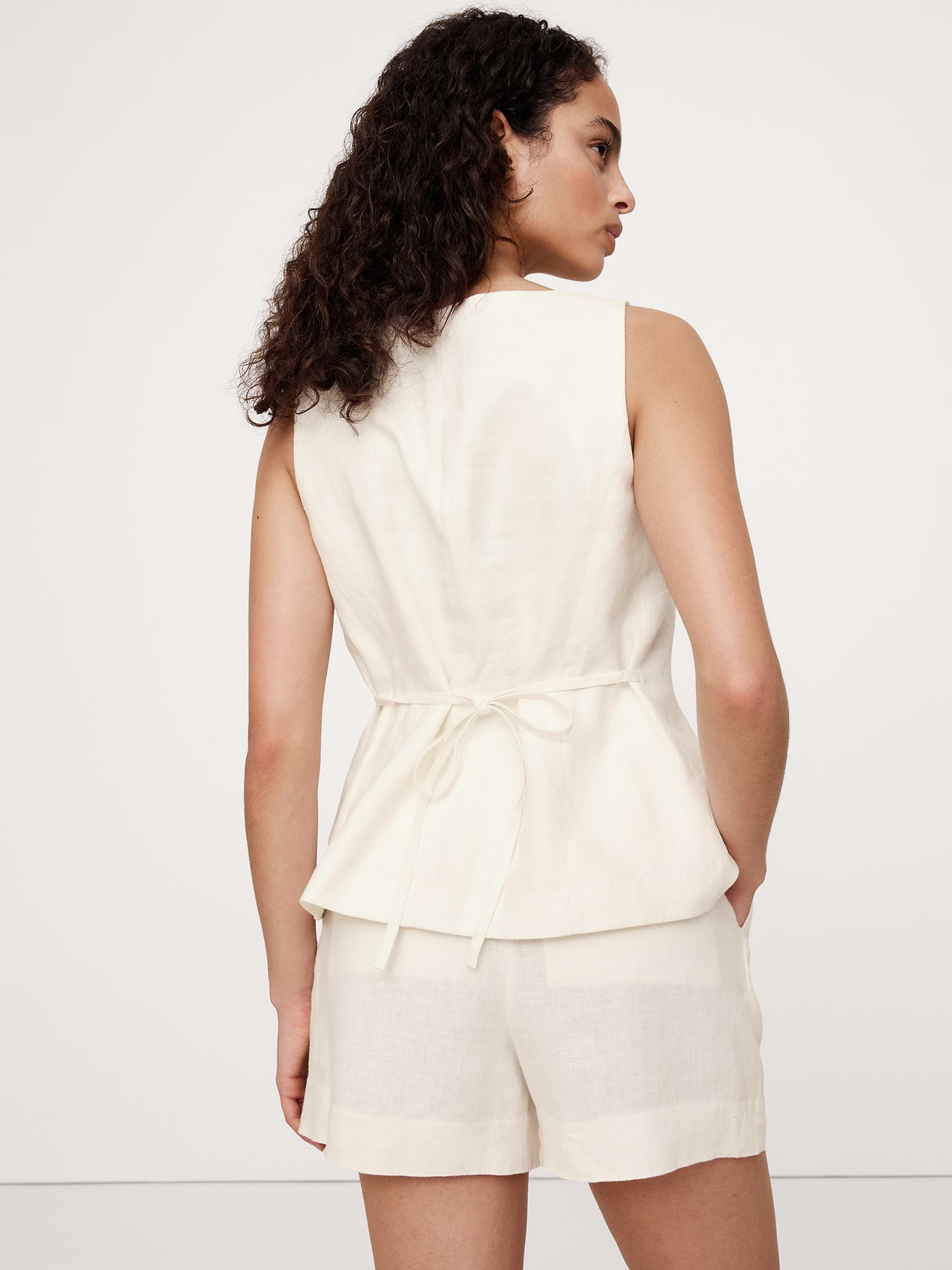 Linen Square-Neck Long Vest - Cream White