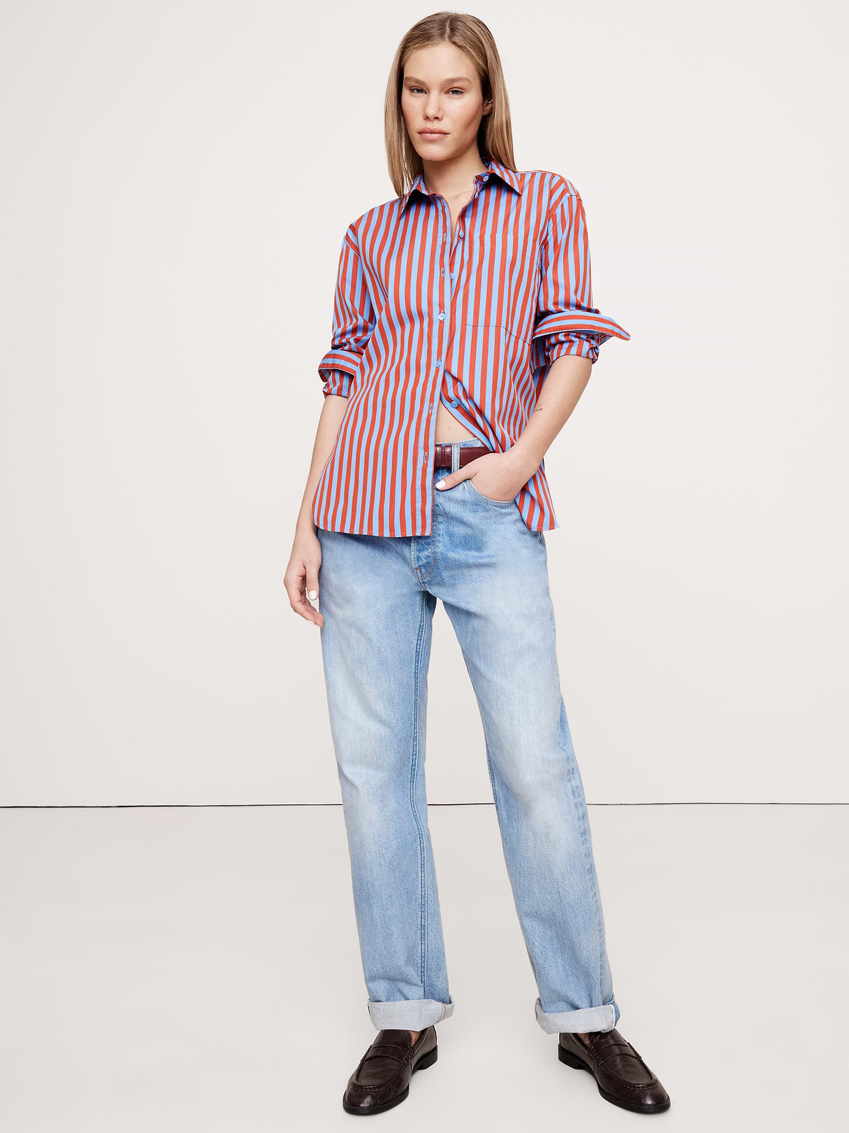 The Oversized Shirt in Cotton Poplin - Orange Stripe