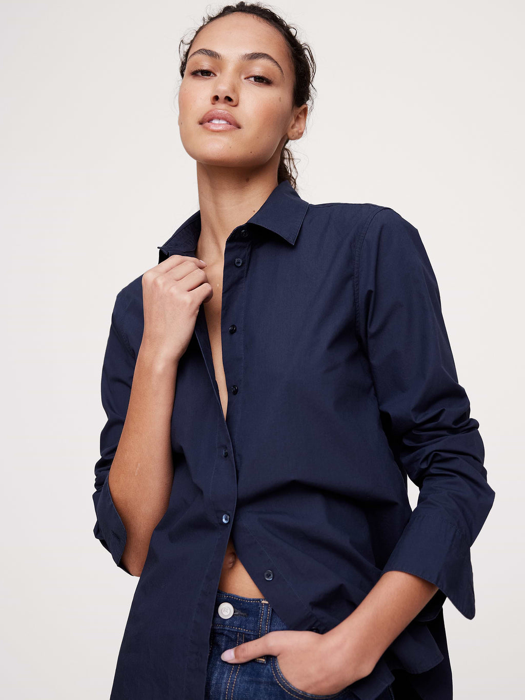 The Everyday Shirt in Cotton Poplin - Tapestry Navy Blue