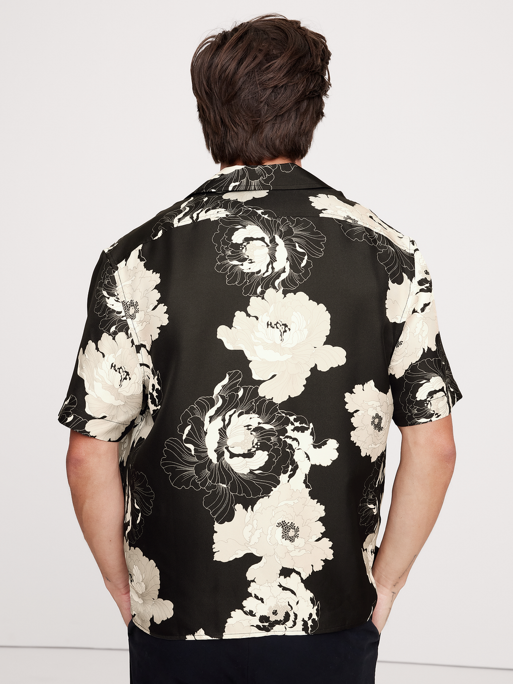 Standard-Fit Silk Resort Shirt - Black Floral