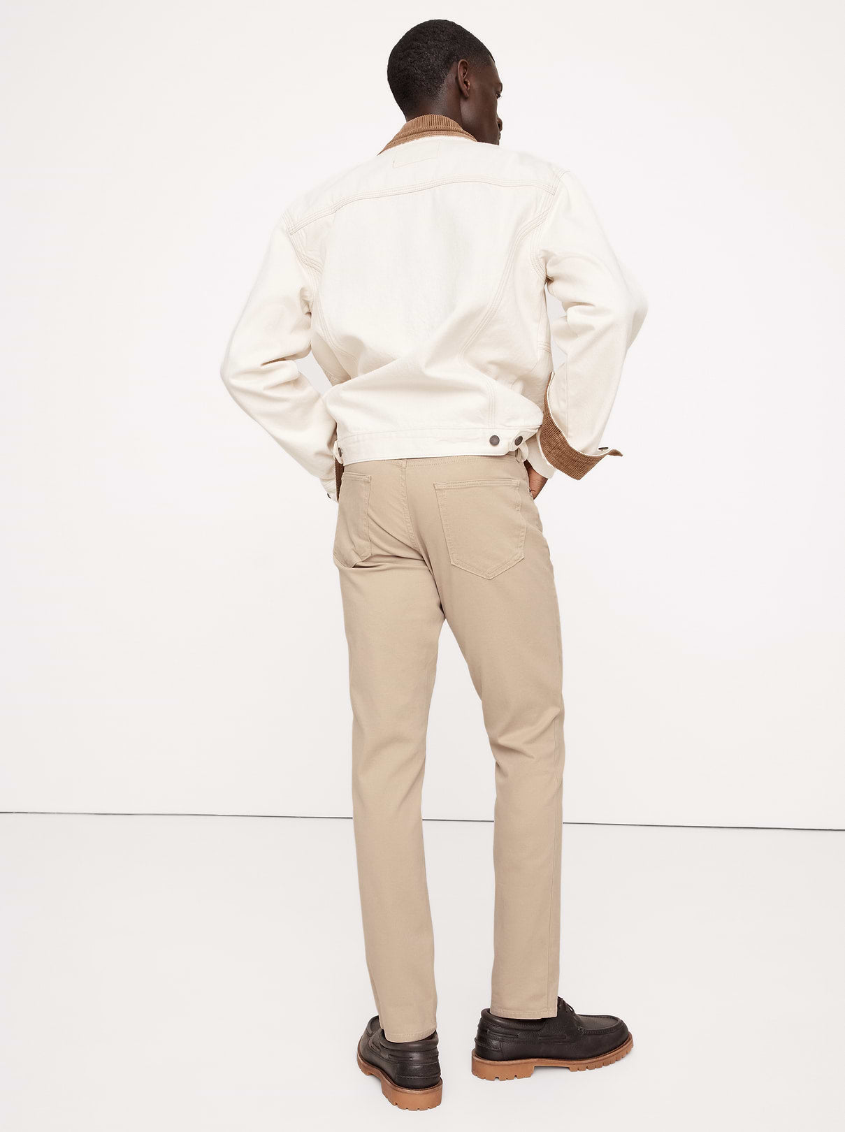 Skinny Traveler Pant 2.0 - Light Khaki