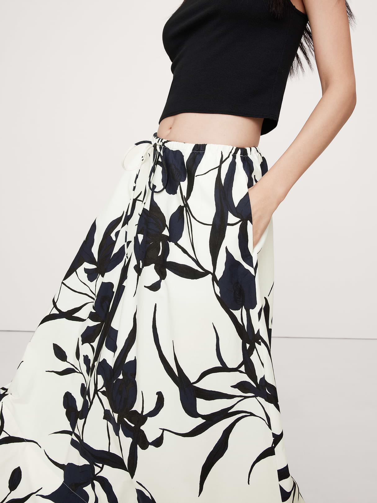 Cotton Poplin Maxi Skirt - Navy Blue & Cream Floral Print