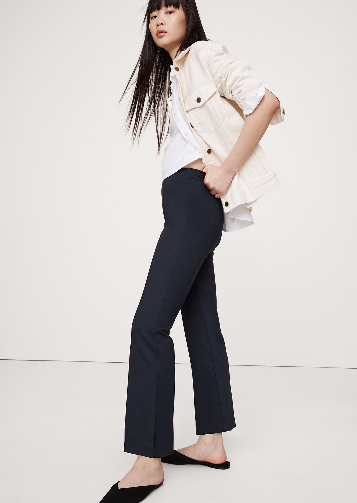 Crop Flare Everywhere Ponte Pull-On Pant - Hyper Navy Blue