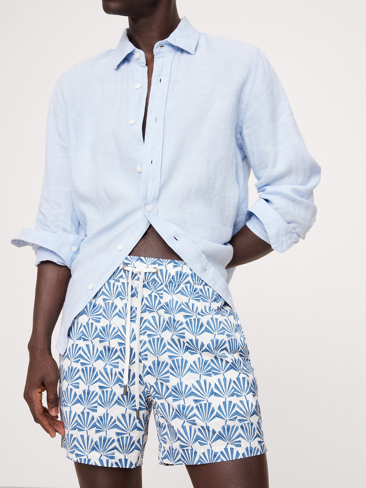 Charles 5" Swim Trunk by Onia - Geo Palms Blue