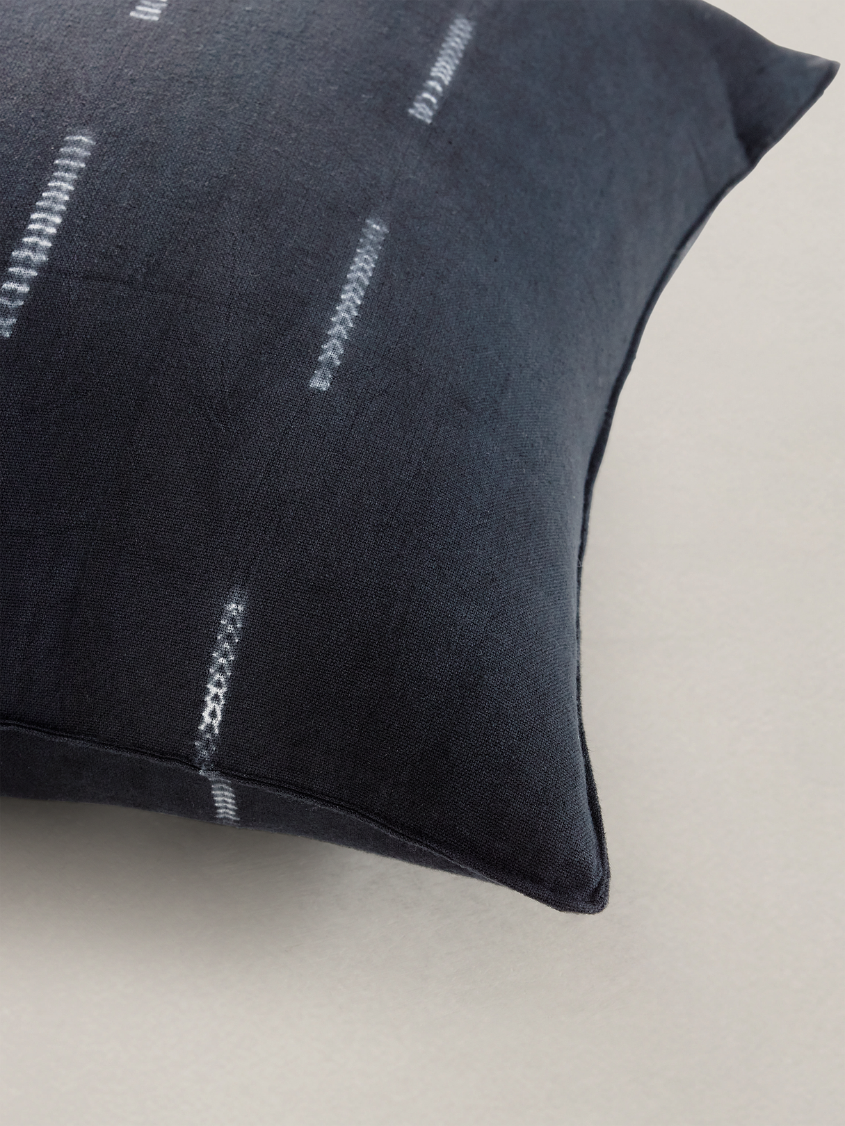 Shibori Cotton Pillow Cover - Black