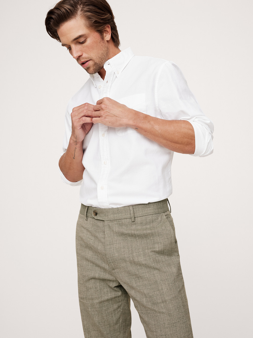 Slim Wrinkle-Resistant Dress Pant - Sage Green