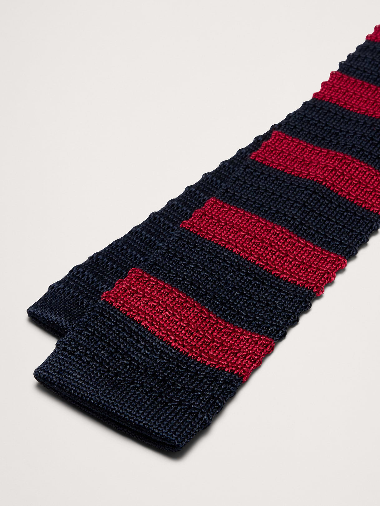 Silk Knit Tie - Red Stripe
