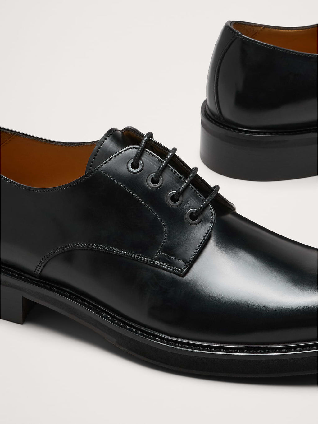 Leather Derby Shoe - Black