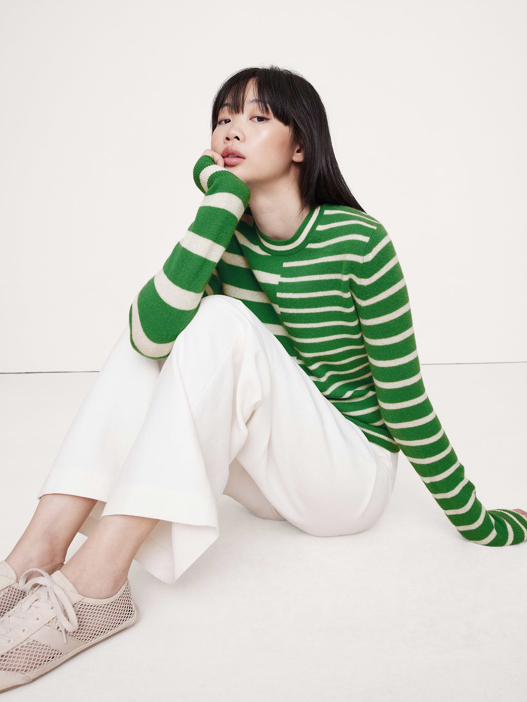 Lightweight Cashmere Crew-Neck Sweater - Green Stripe
