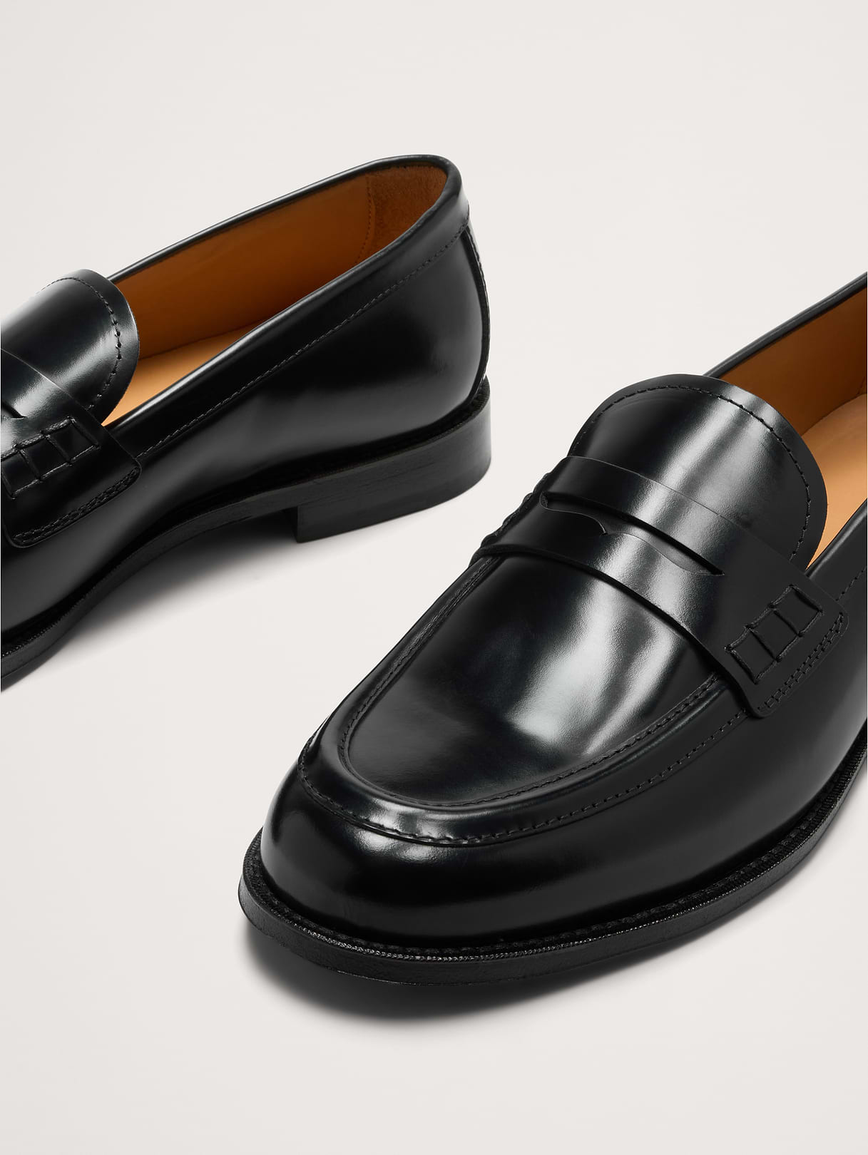 Leather Penny Loafer - Black