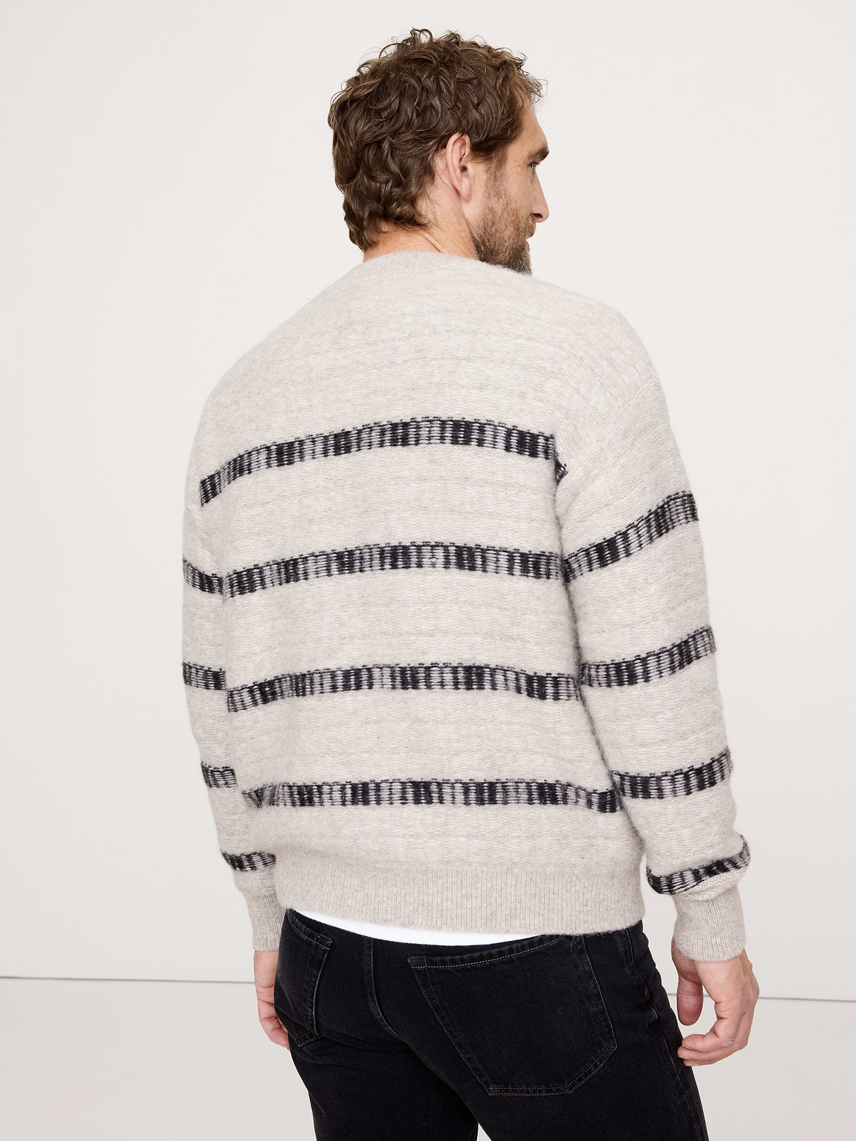 Jacquard Stripe V-Neck Sweater - Natural Beige