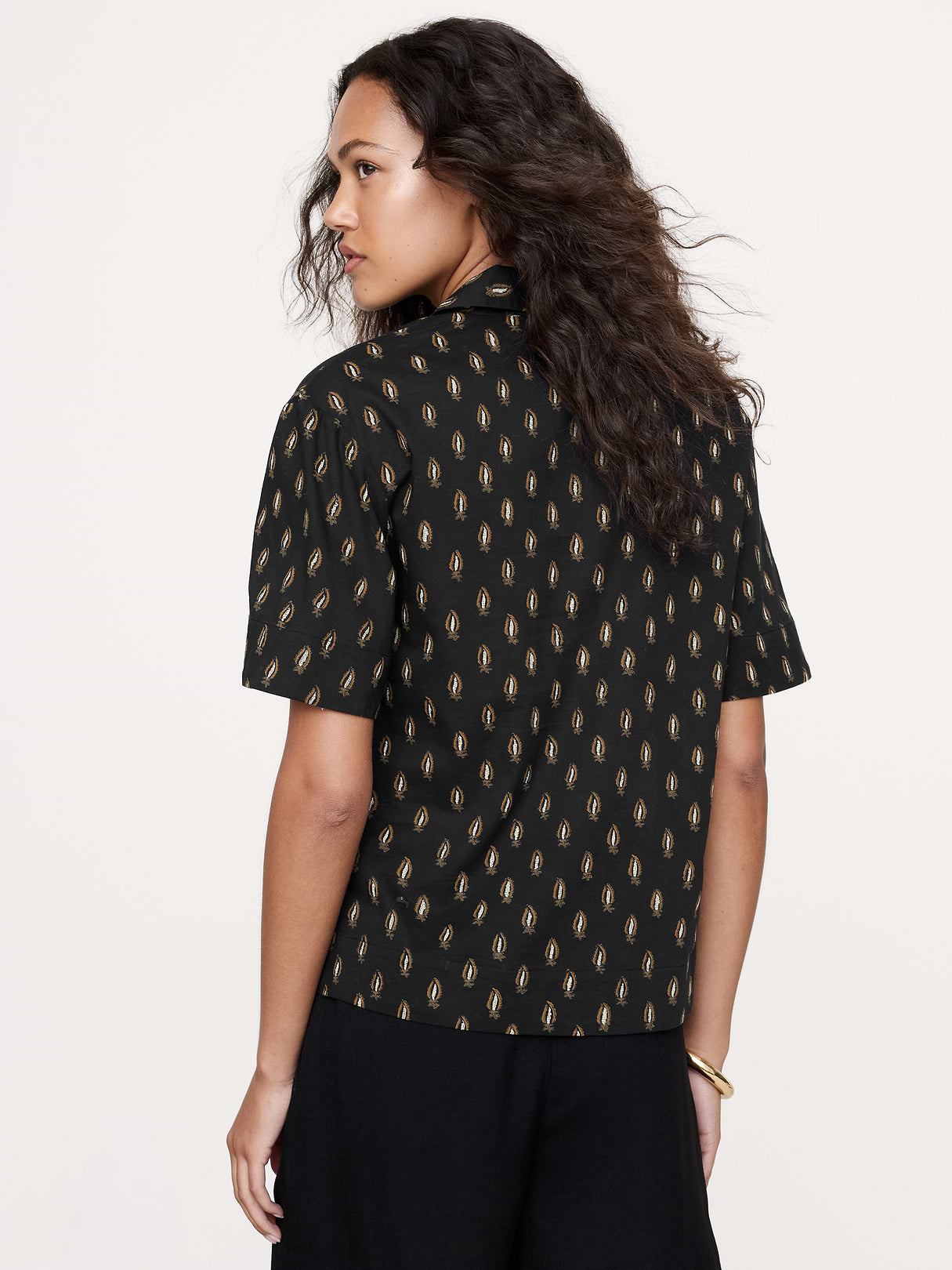 Cotton Popover Shirt with Tassel Tie - Black Paisley