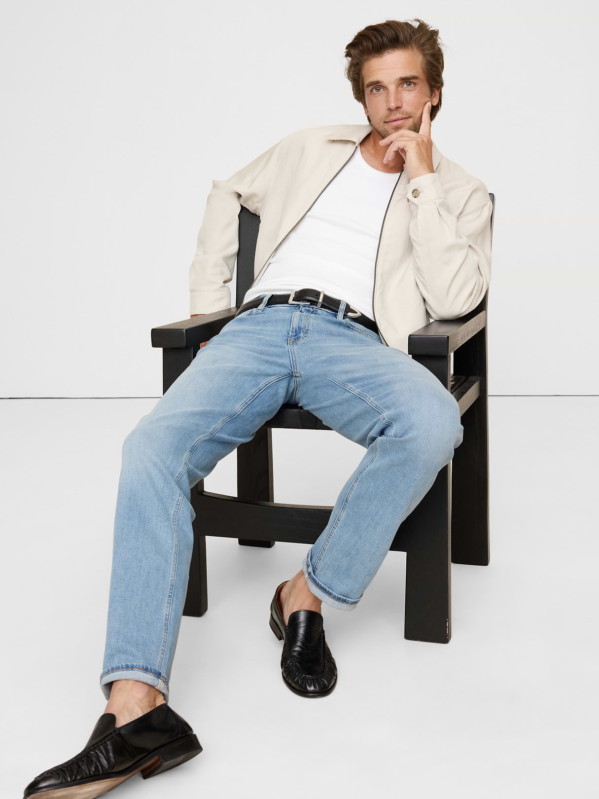 Straight Luxe Traveler Jean - Light Wash