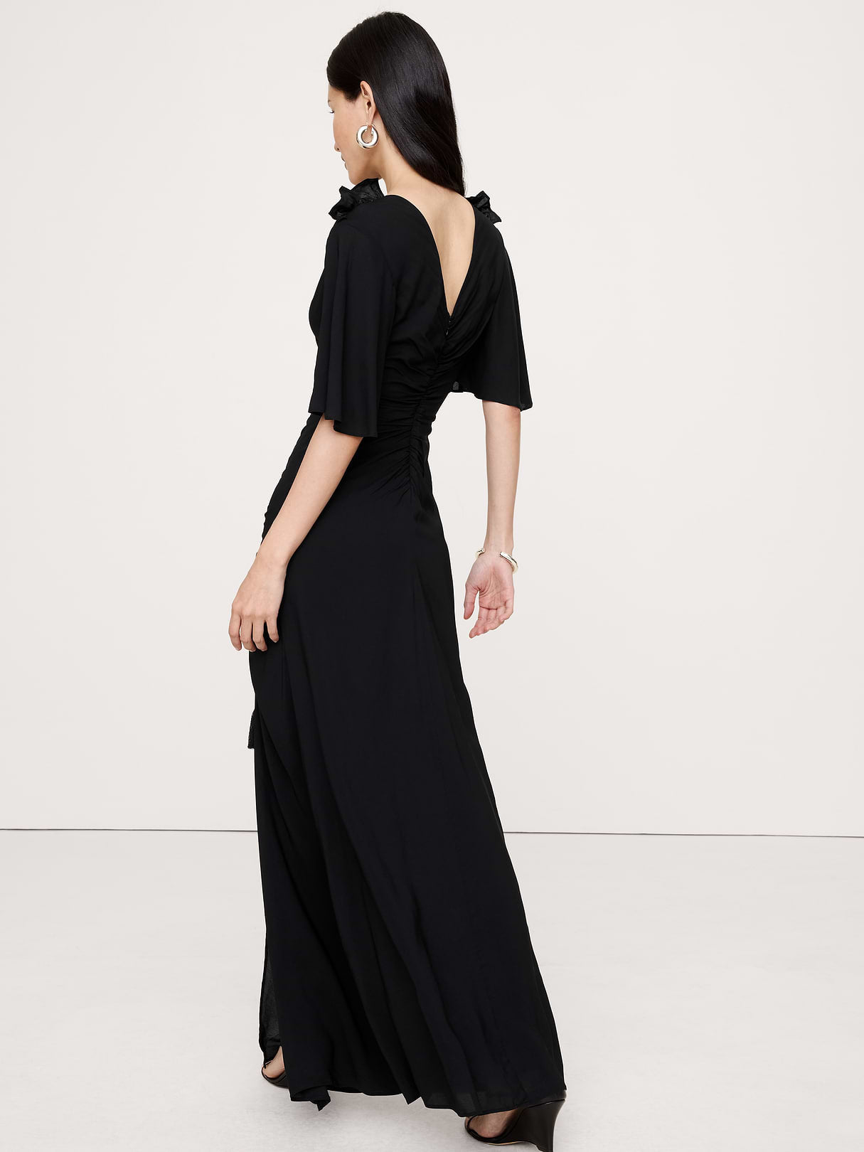 Stretch-Crepe Flutter-Sleeve Maxi Dress - Black
