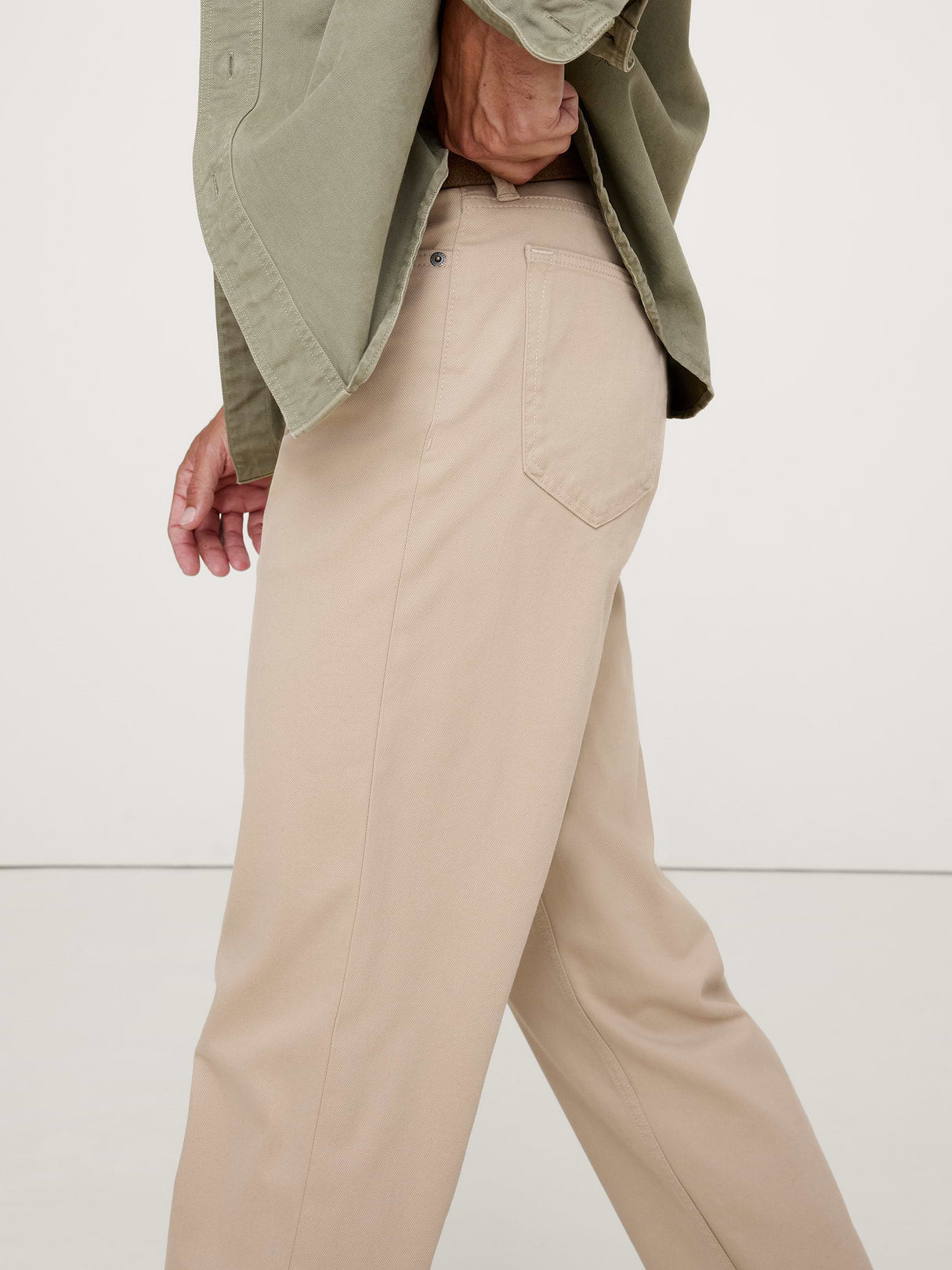 Straight Traveler Pant - Light Khaki