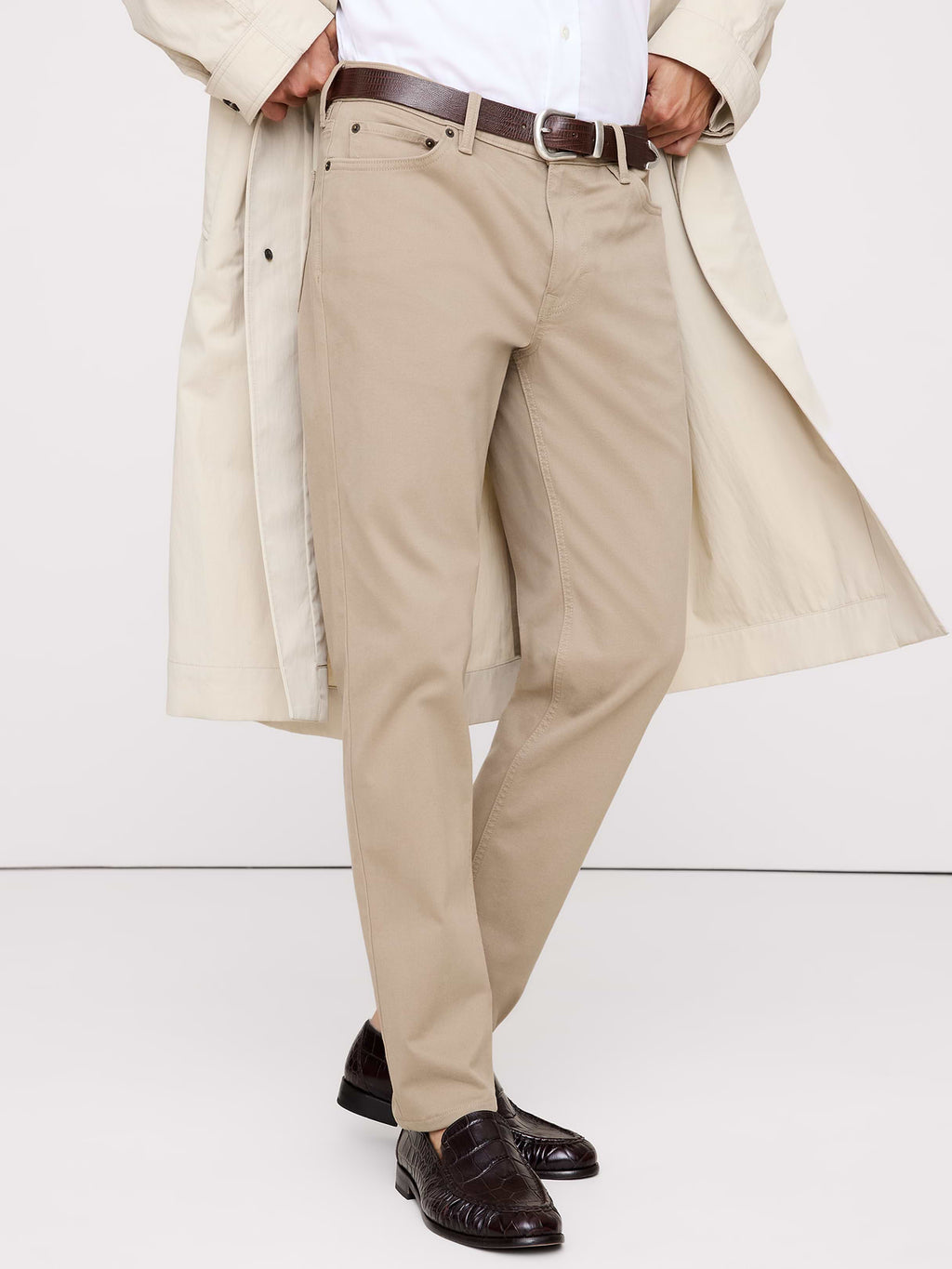 Athletic Traveler Pant - Khaki Beige