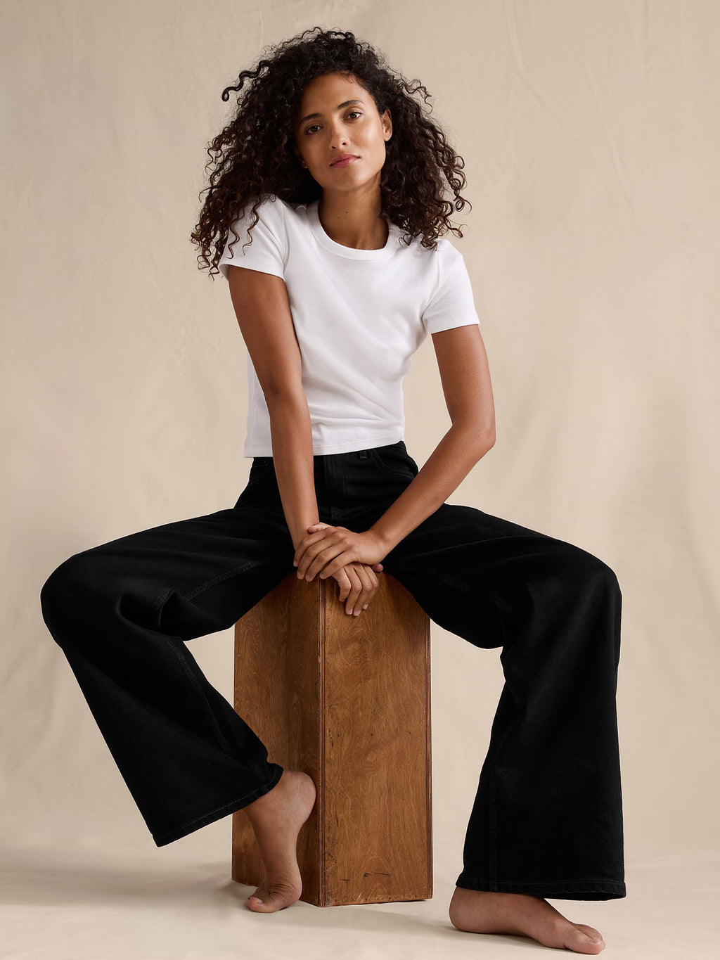 The Icon Classic Wide-Leg Jean - Black Rinse Wash