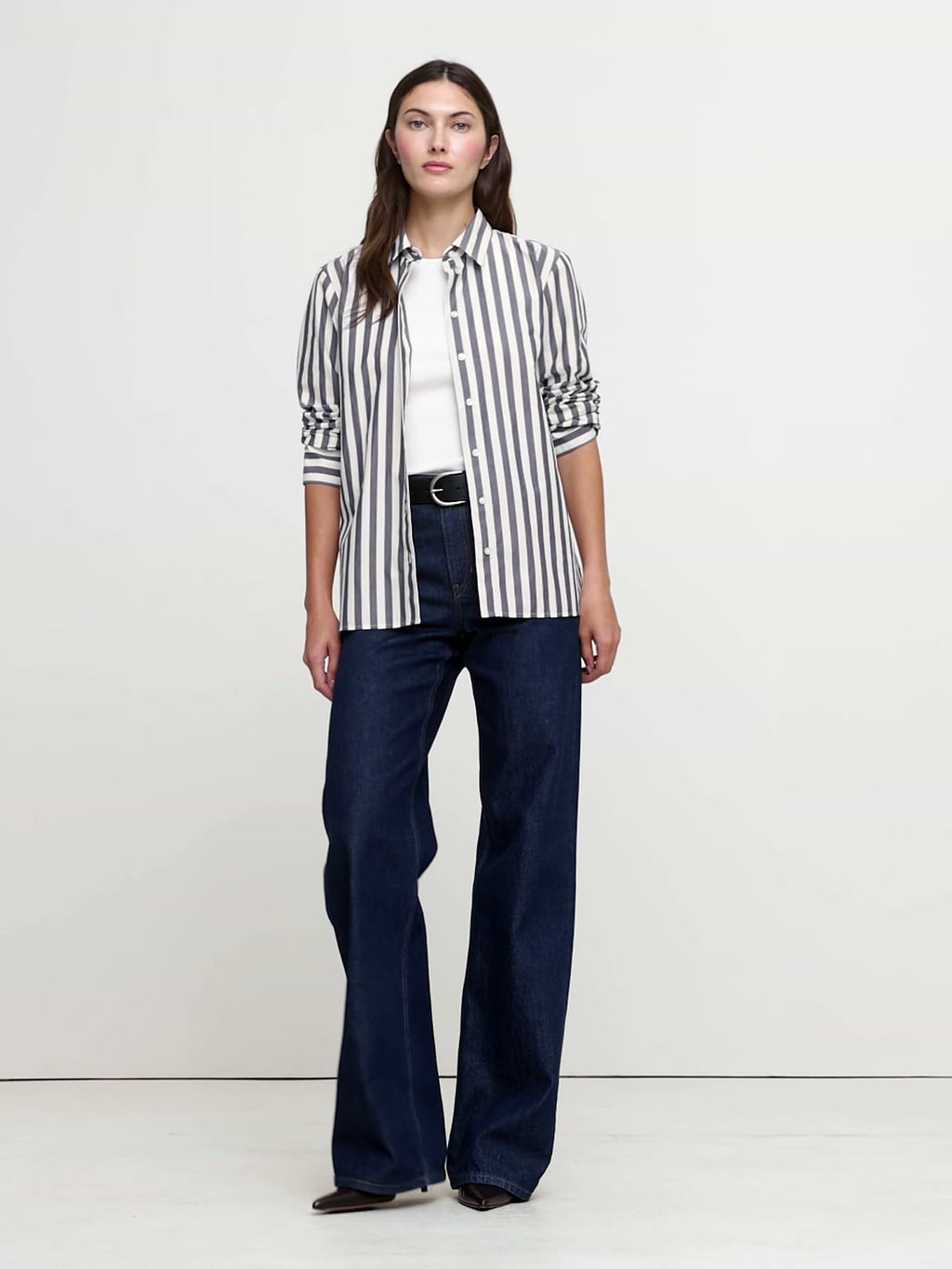 The Everyday Shirt in Cotton Poplin - Navy Blue Stripe
