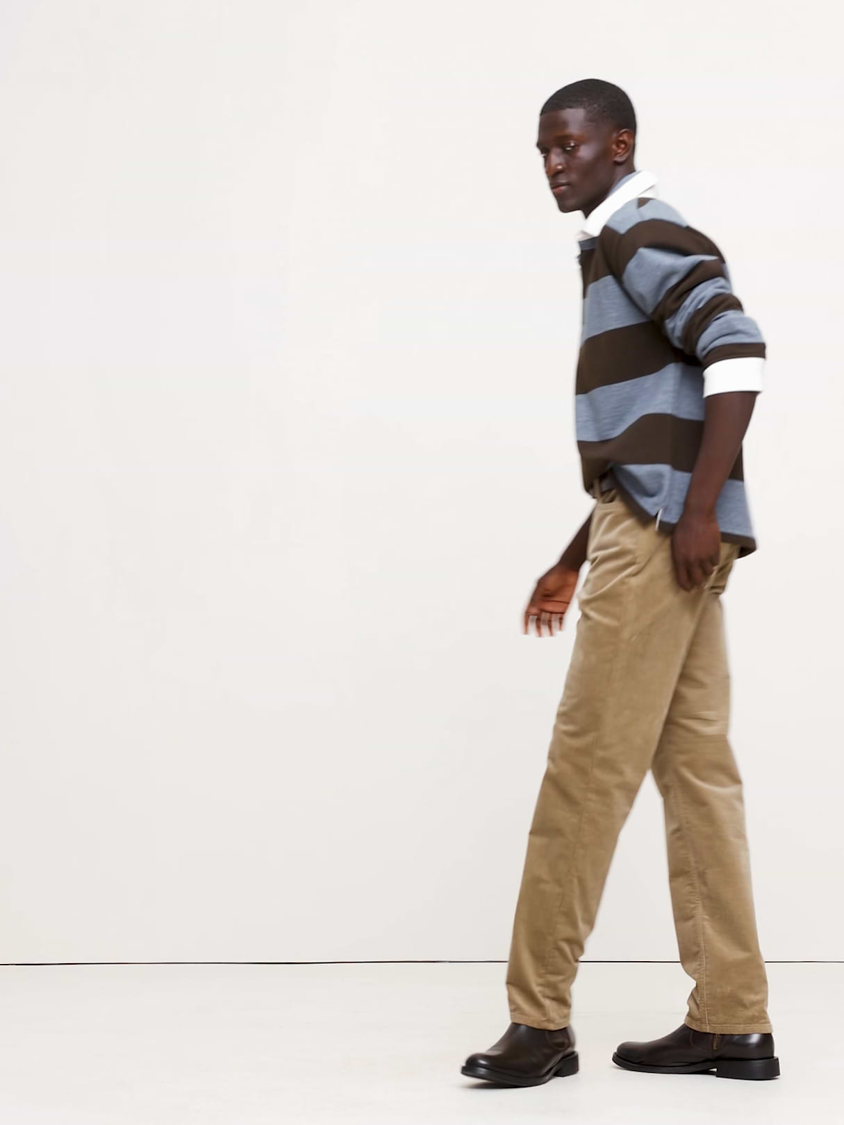 Straight Stretch-Corduroy Traveler Pant - Sand Beige