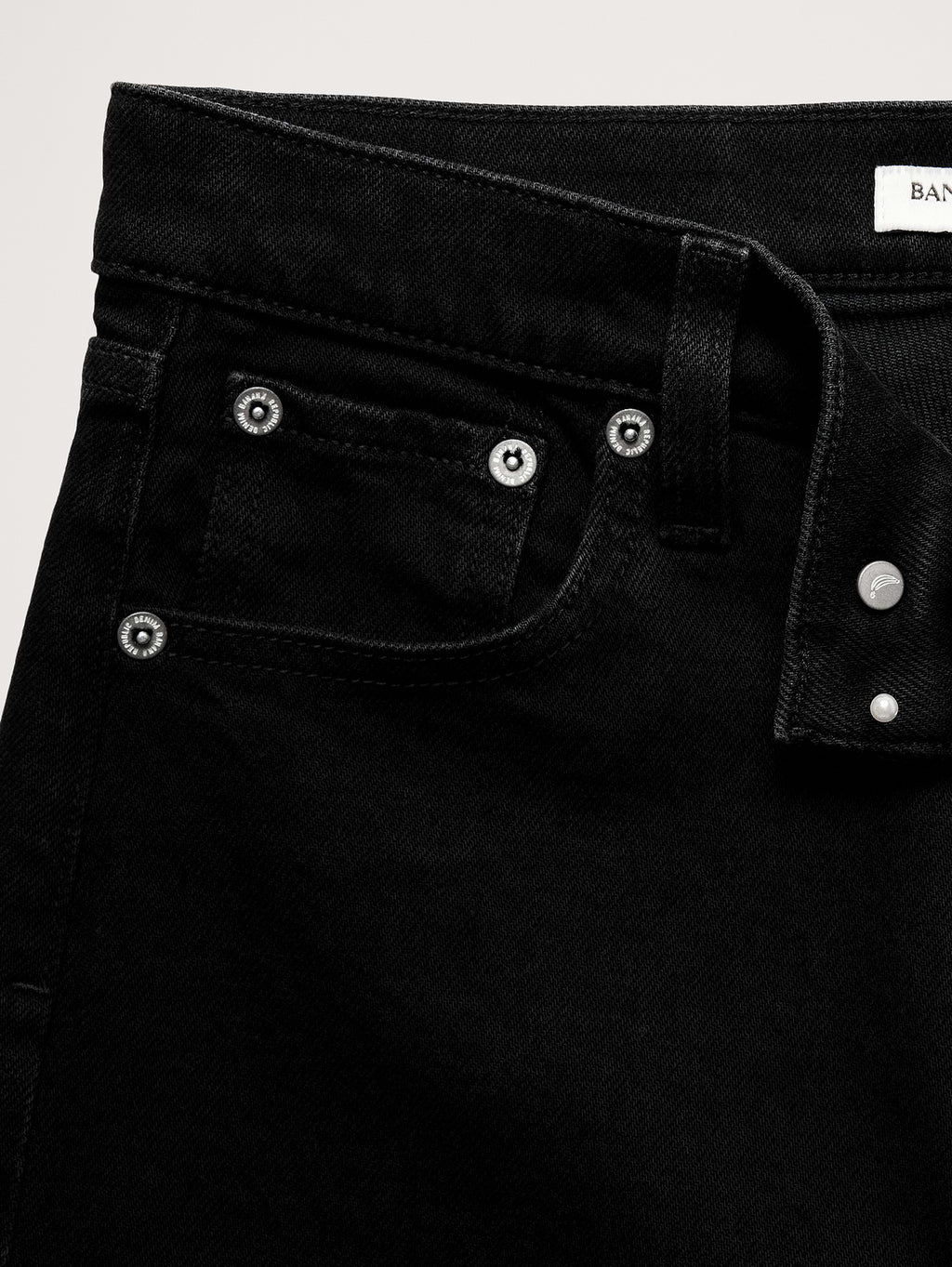 High-Rise 90S Straight Jean - Black Rinse Wash
