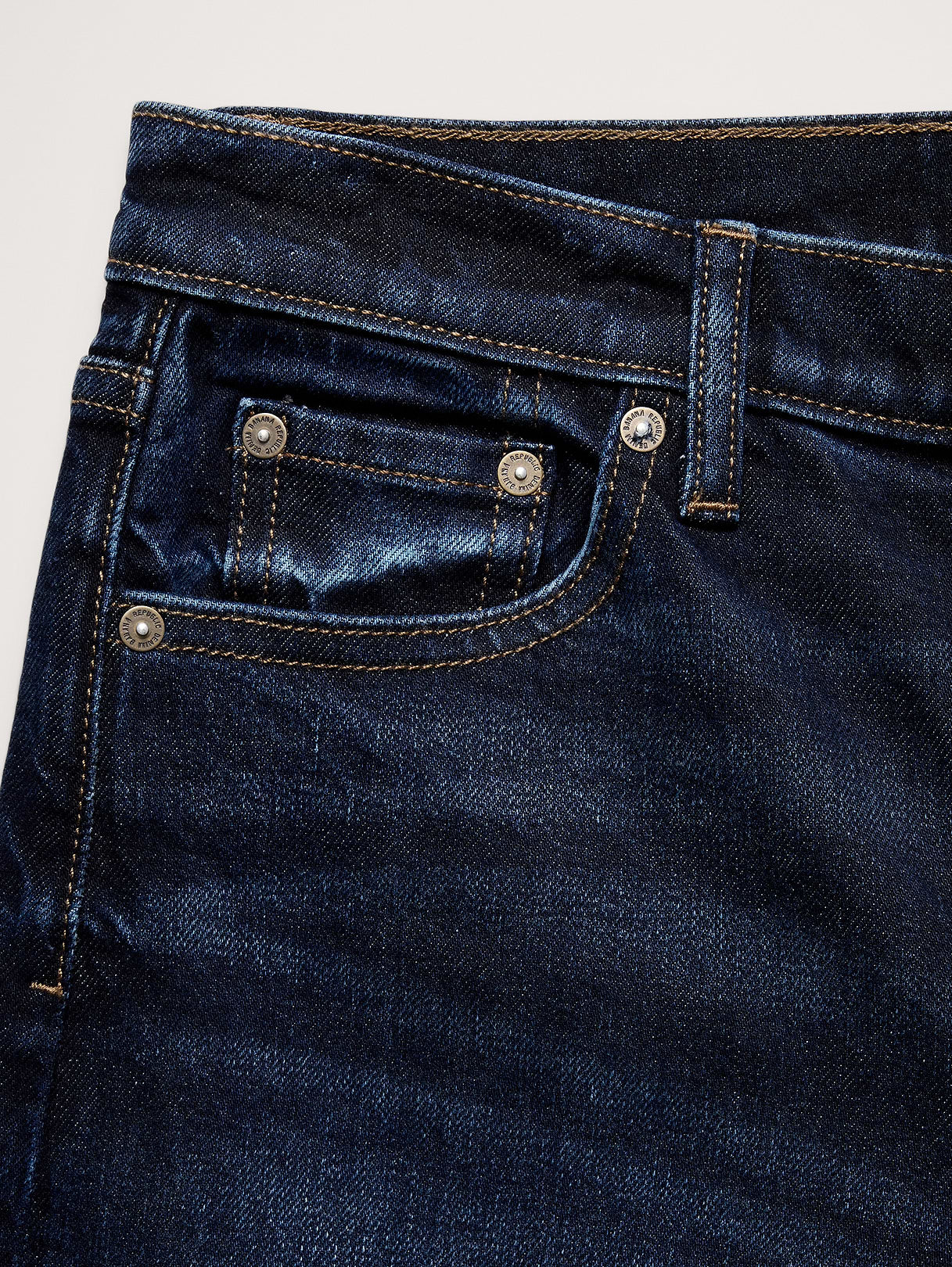 Mid-Rise 90s Classic Jean - Dark Wash